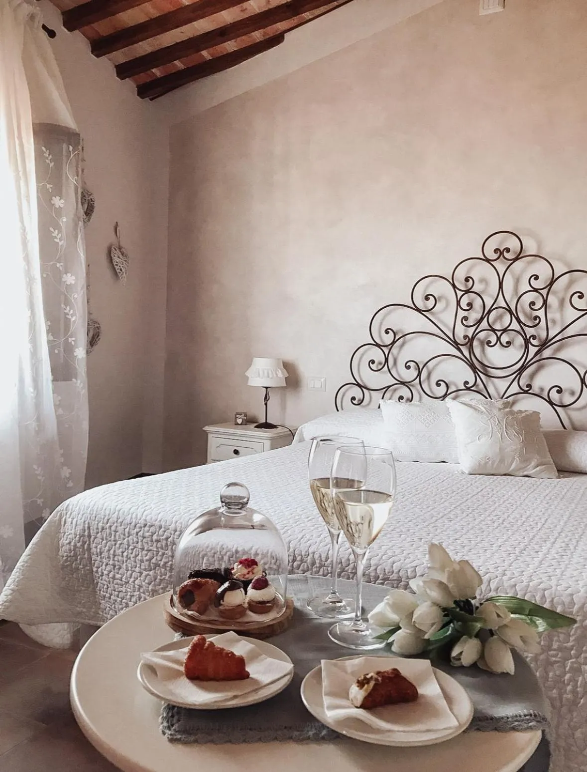 Bedroom, Bed in Antica Torre del Borgo