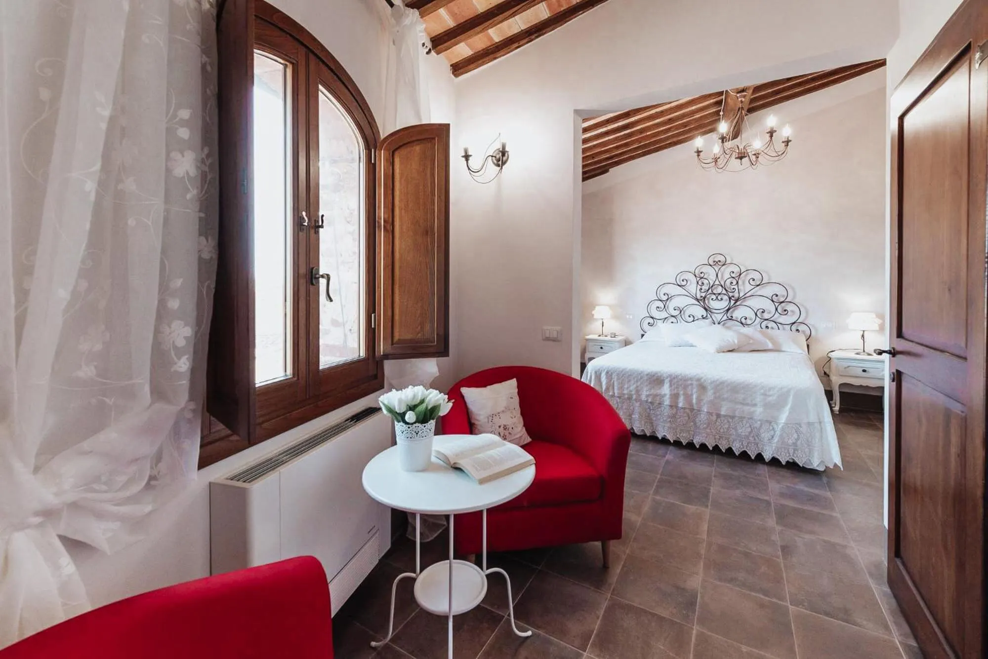 Photo of the whole room, Bed in Antica Torre del Borgo