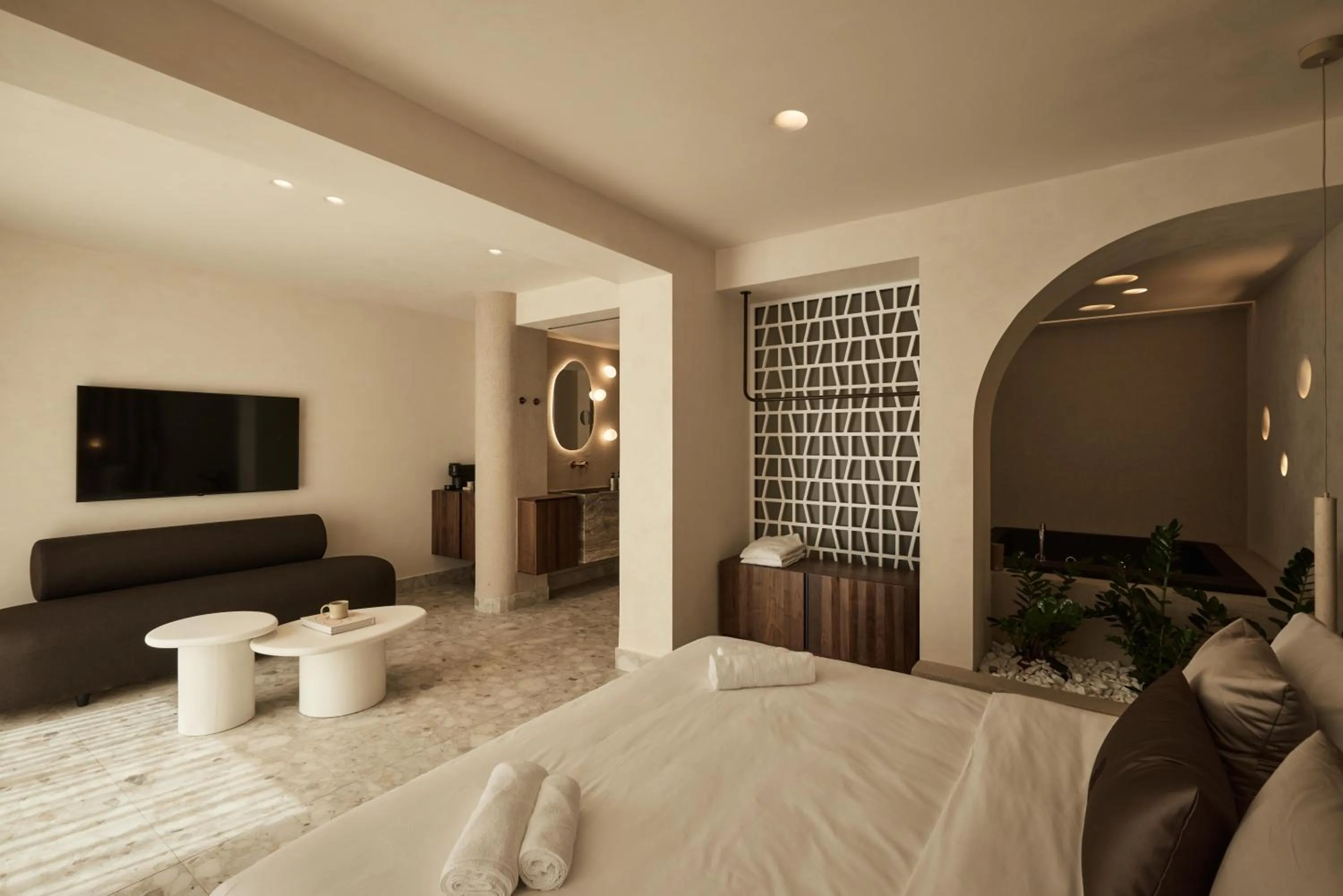 Photo of the whole room, Bed in Uzenie All Suites Boutique Resort