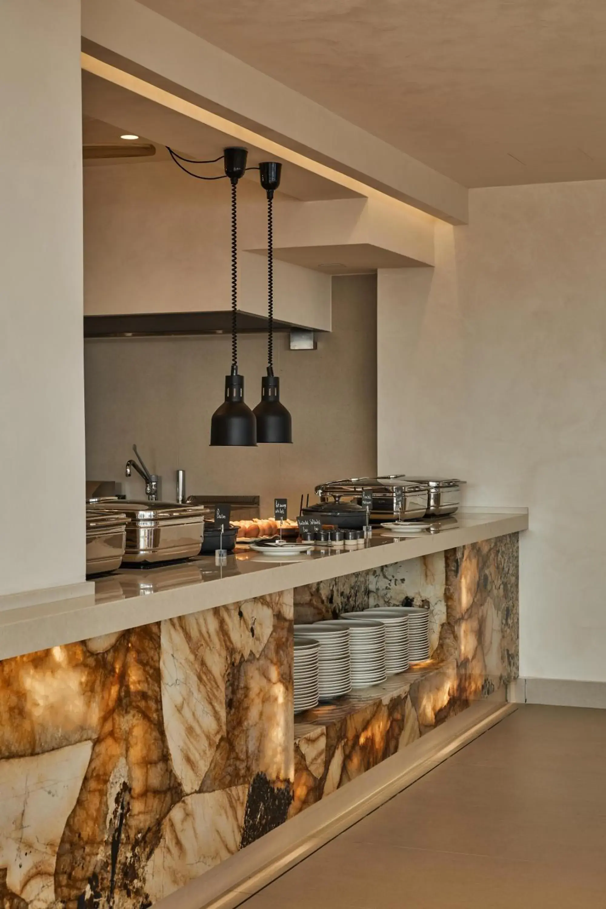 Restaurant/places to eat in Uzenie All Suites Boutique Resort Restaurant/places to eat in Uzenie All Suites Boutique Resort