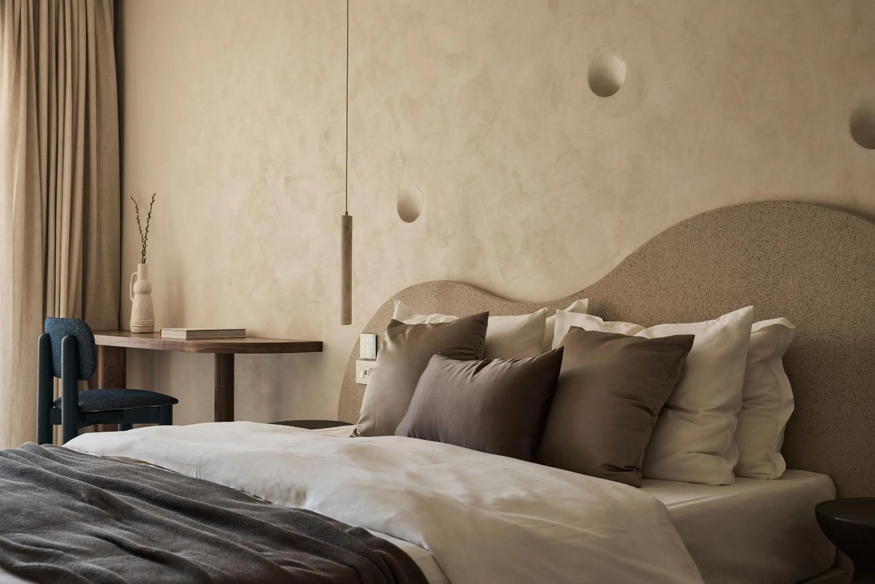 Bed in Uzenie All Suites Boutique Resort