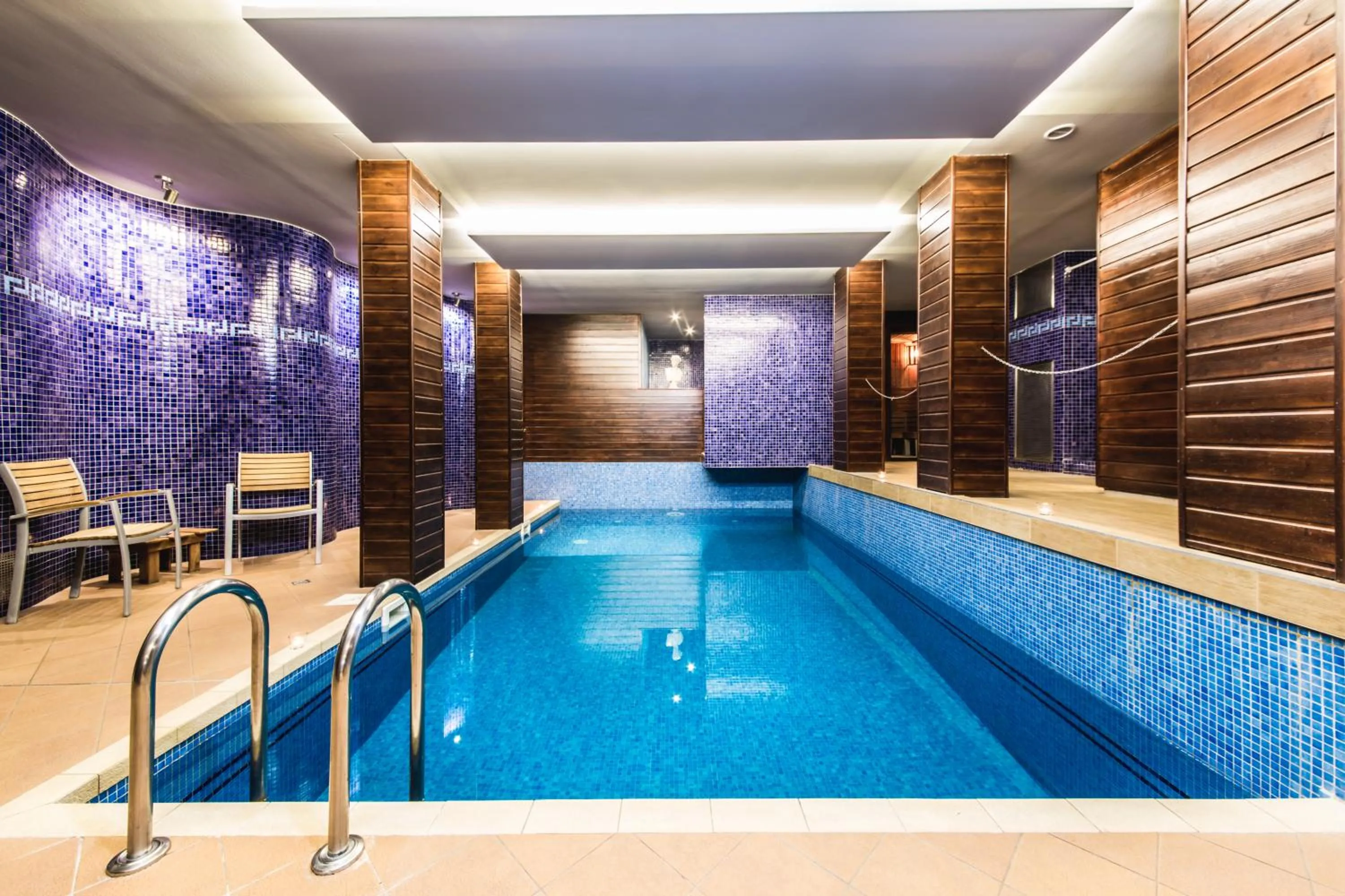 Swimming pool in Boutique Hotel Bristol