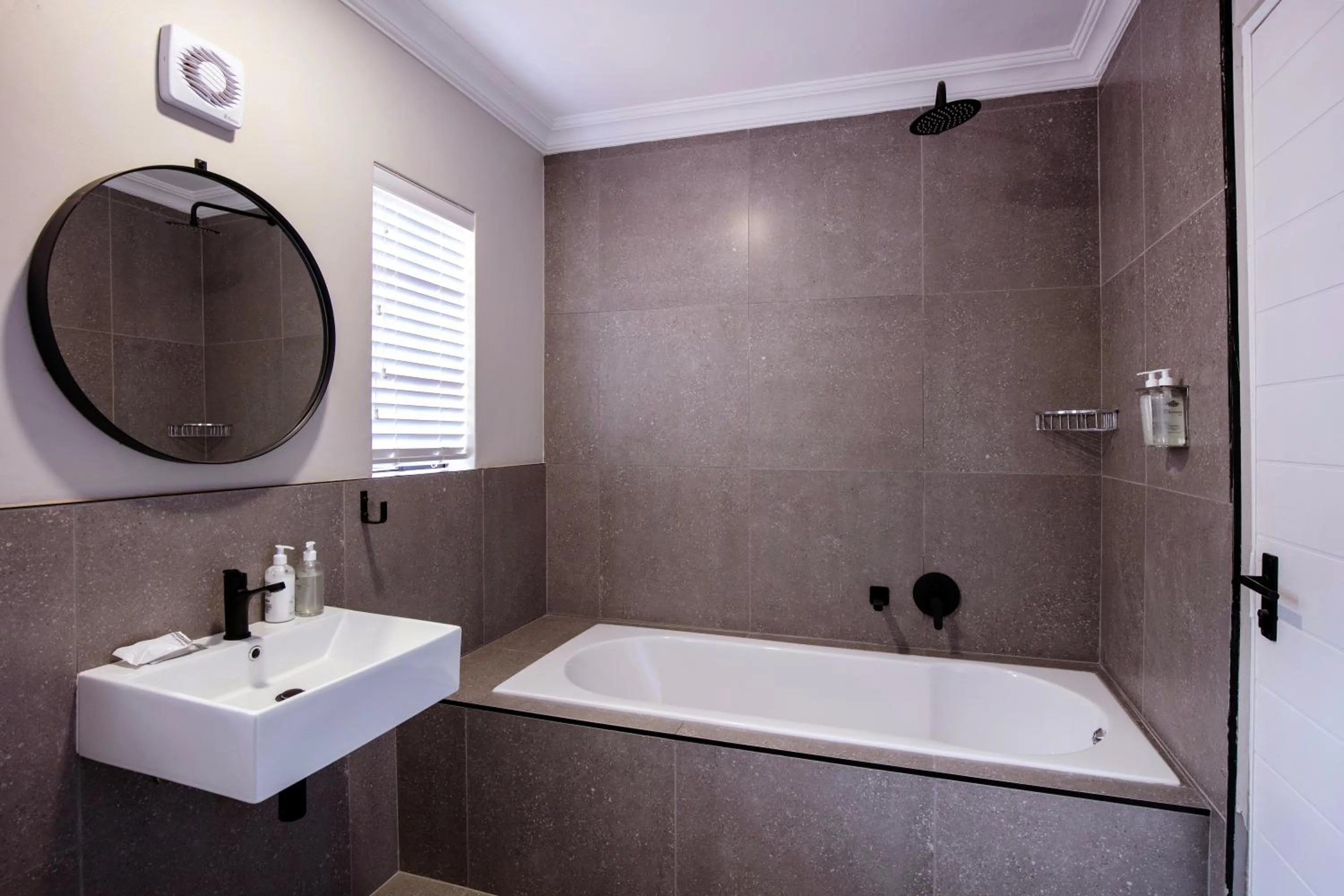 Murray Street 137 Guesthouse