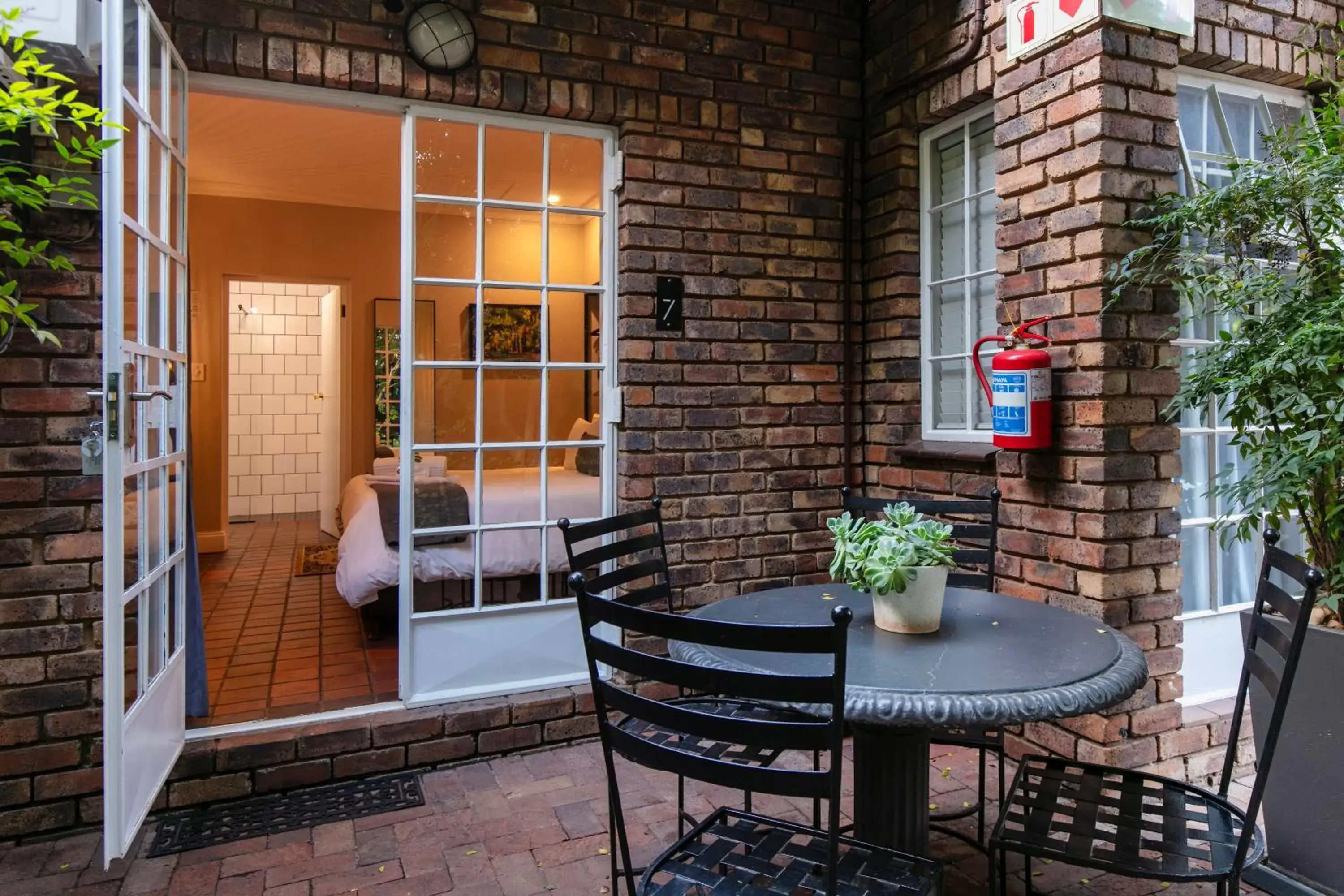 Standard Double Room - single occupancy in Murray Street 137 Guesthouse Standard Double Room - single occupancy in Murray Street 137 Guesthouse