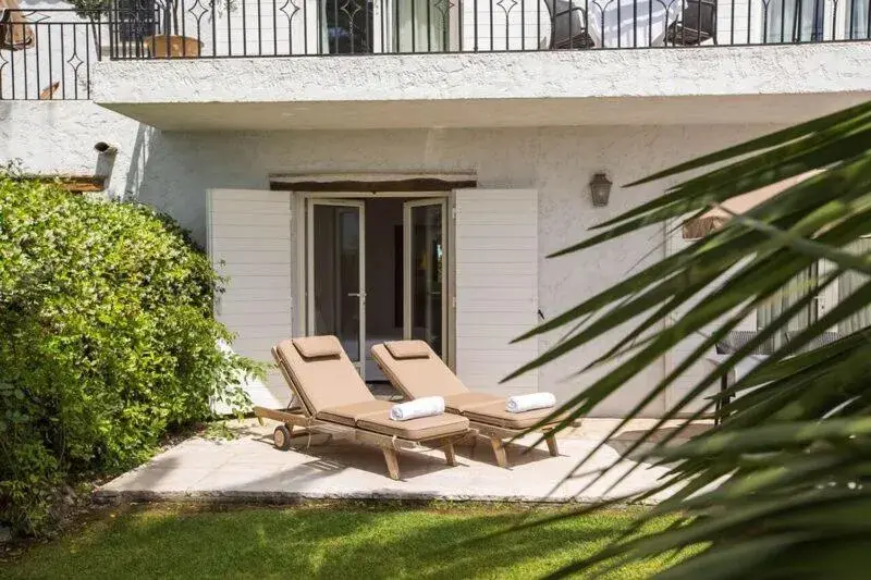 Balcony/Terrace in Hôtel & Restaurant Alain Llorca Balcony/Terrace in Hôtel & Restaurant Alain Llorca