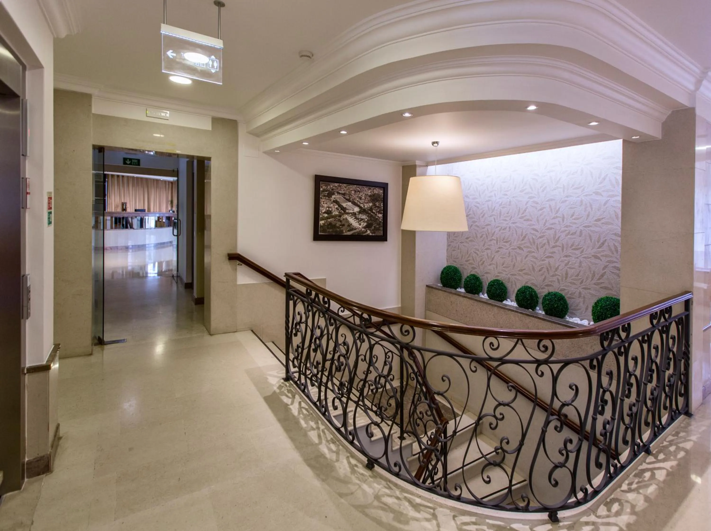 Decorative detail in Avenida de Fatima