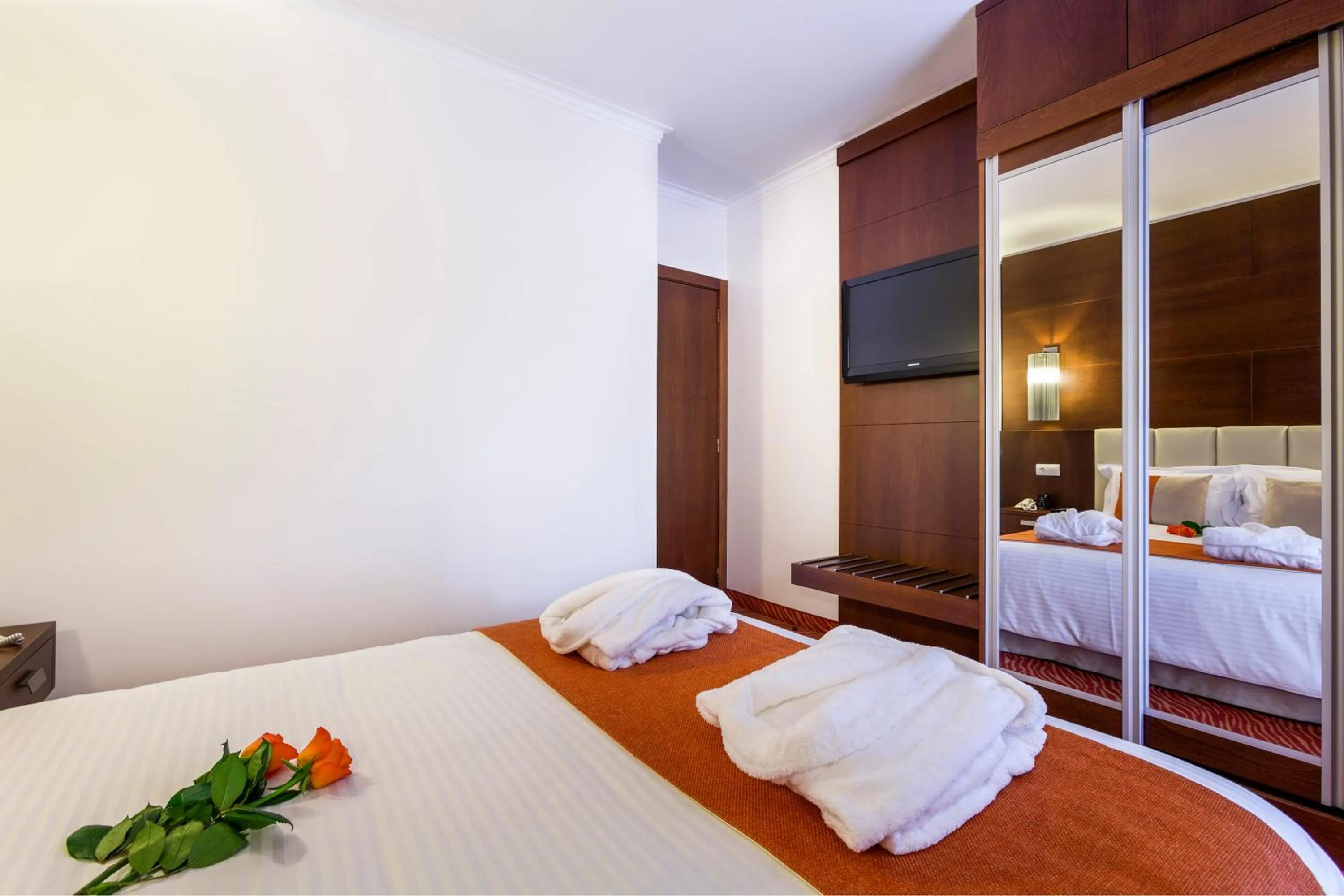 Bedroom, Bed in Avenida de Fatima