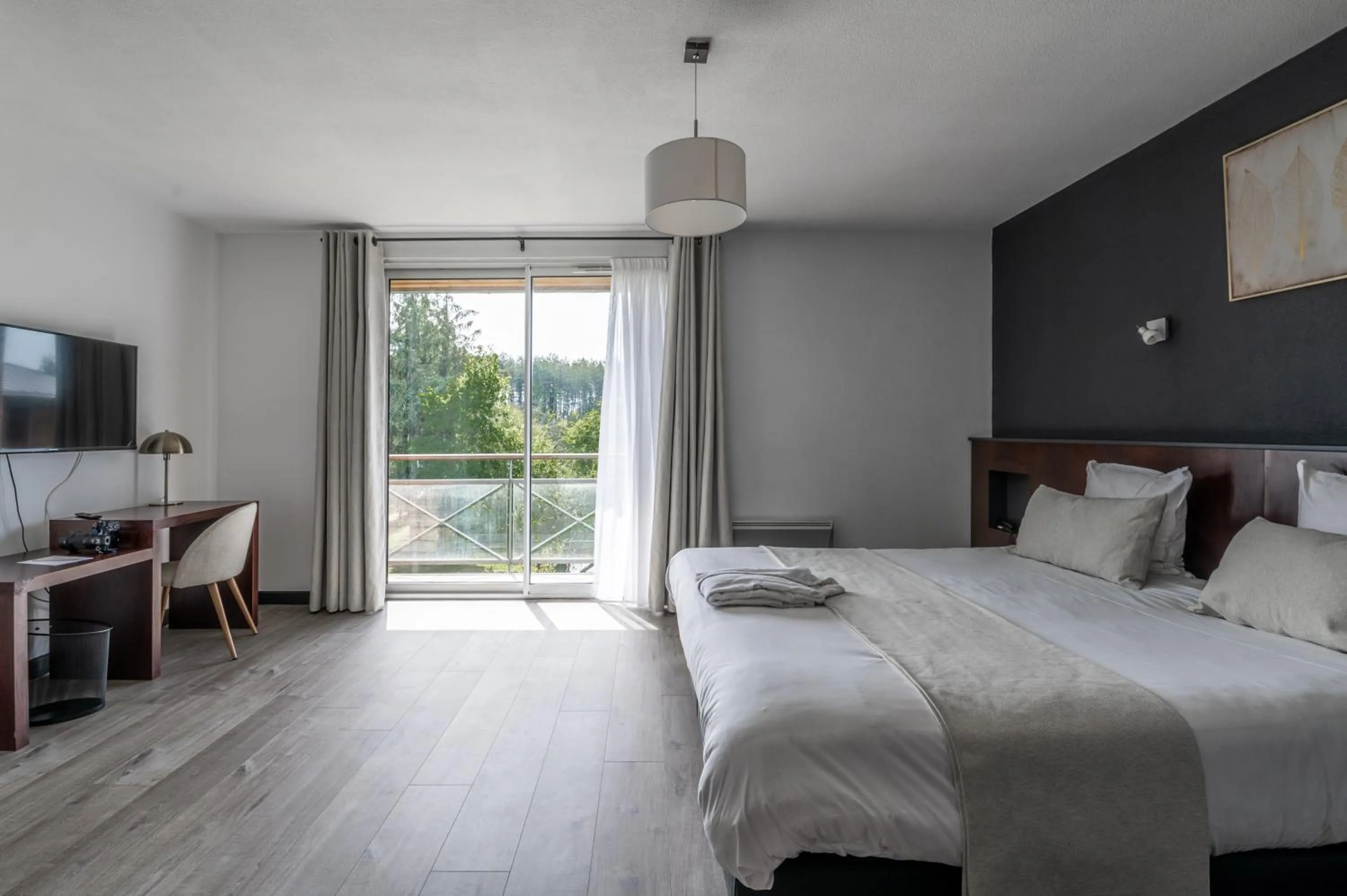 Bed in Domaine de Cicé-Blossac, Resort Spa & Golf