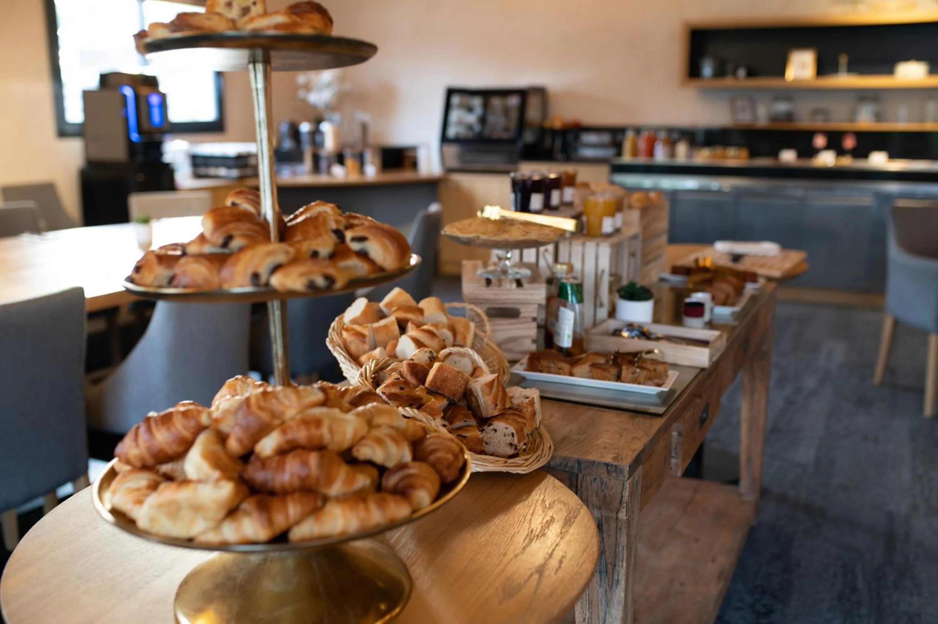 Buffet breakfast in Domaine de Cicé-Blossac, Resort Spa & Golf