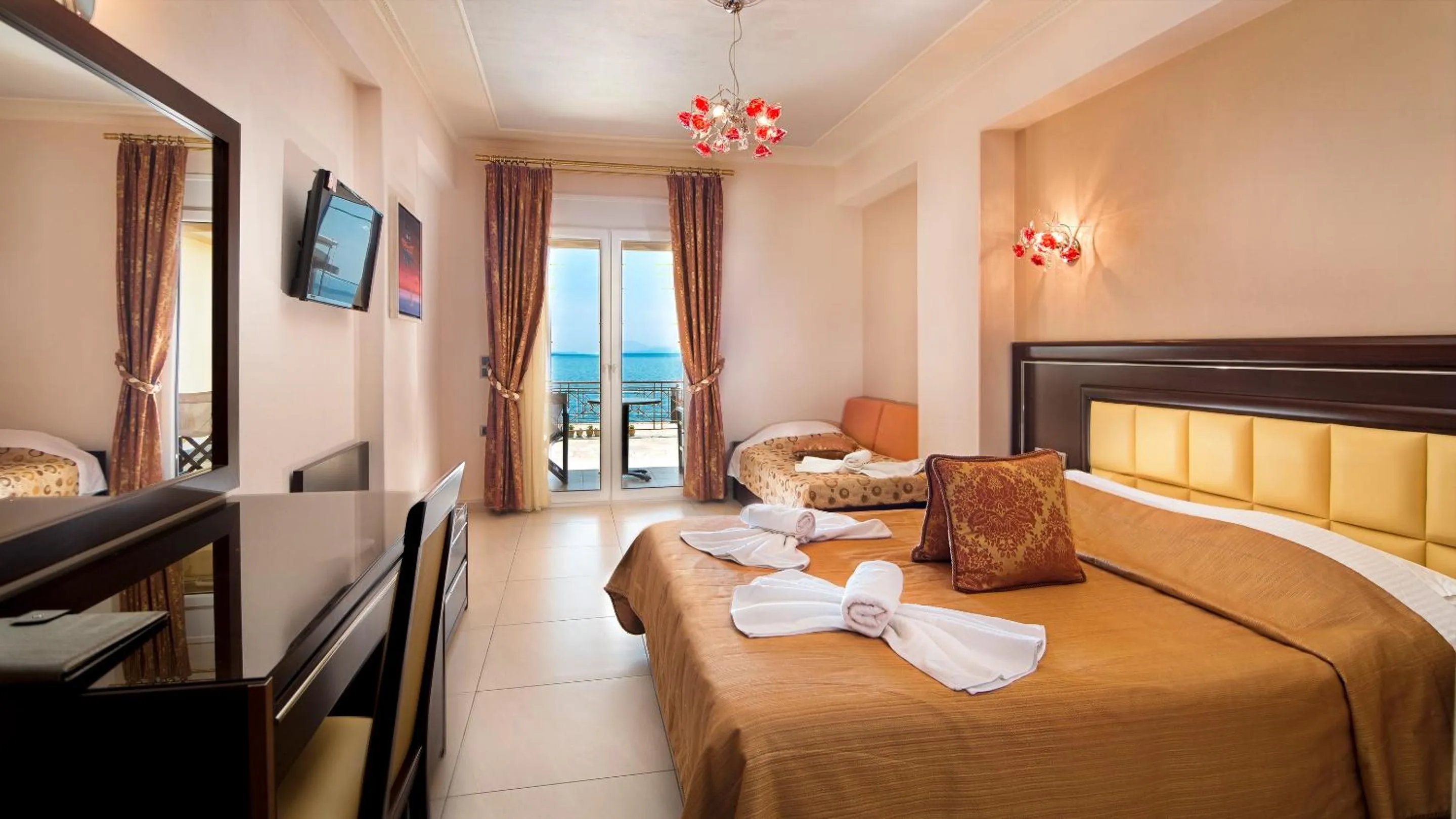 Photo of the whole room, Bed in Ilia Mare