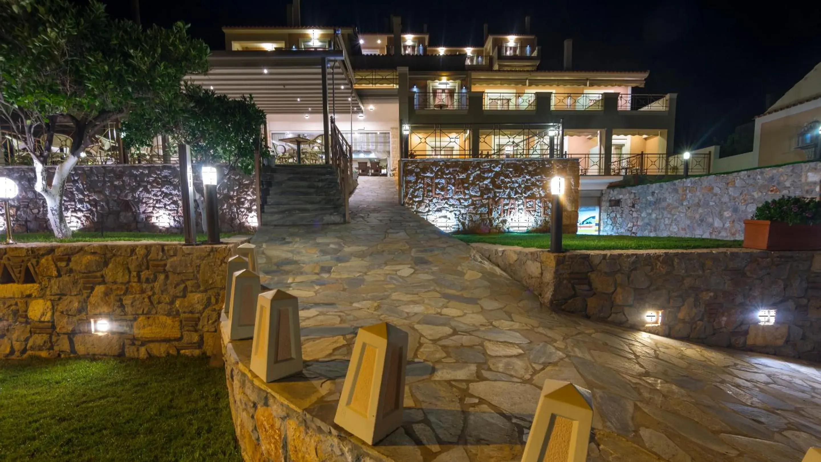 Facade/entrance in Ilia Mare Facade/entrance in Ilia Mare