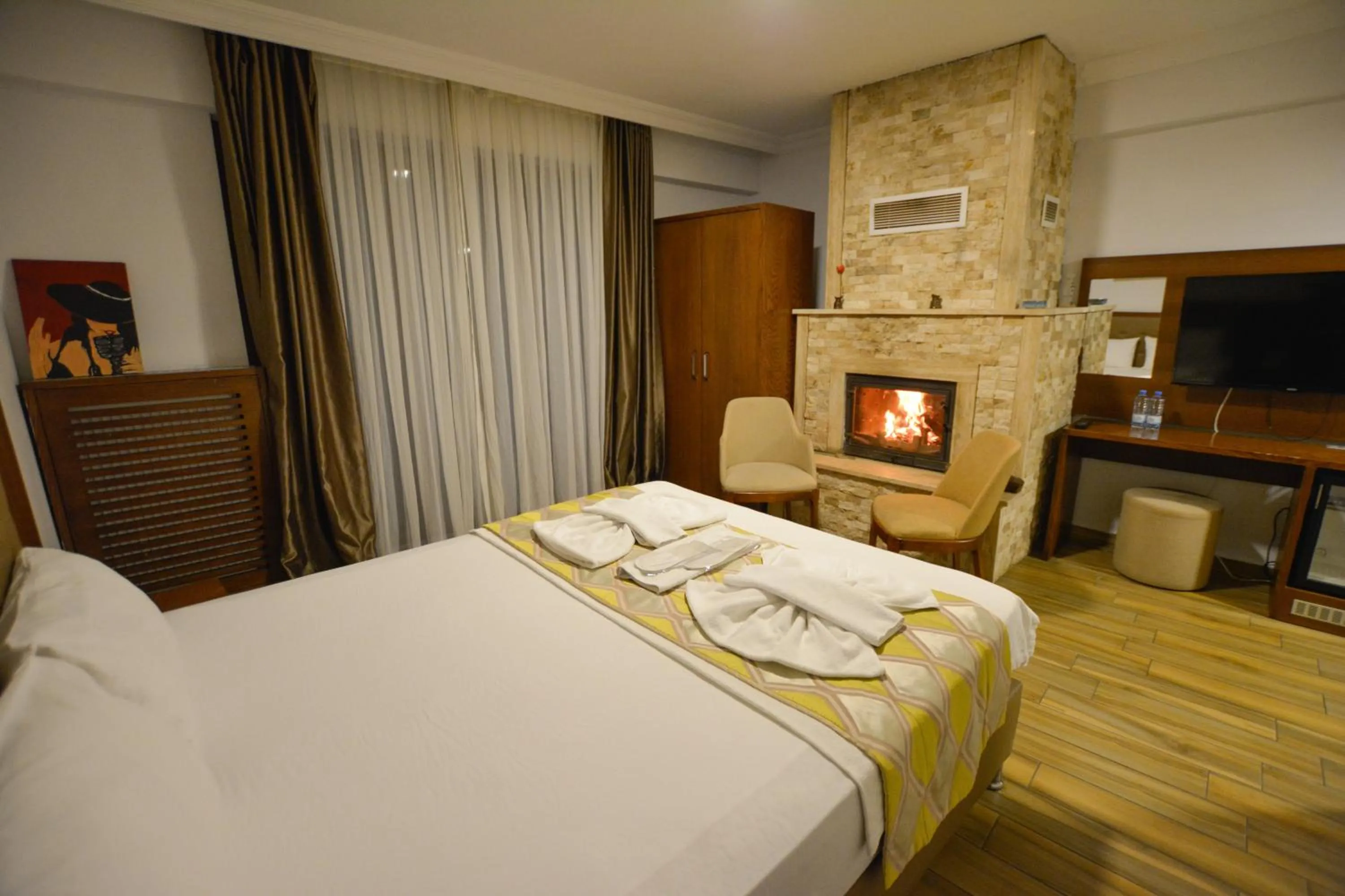 Bed in Hill River Hotel