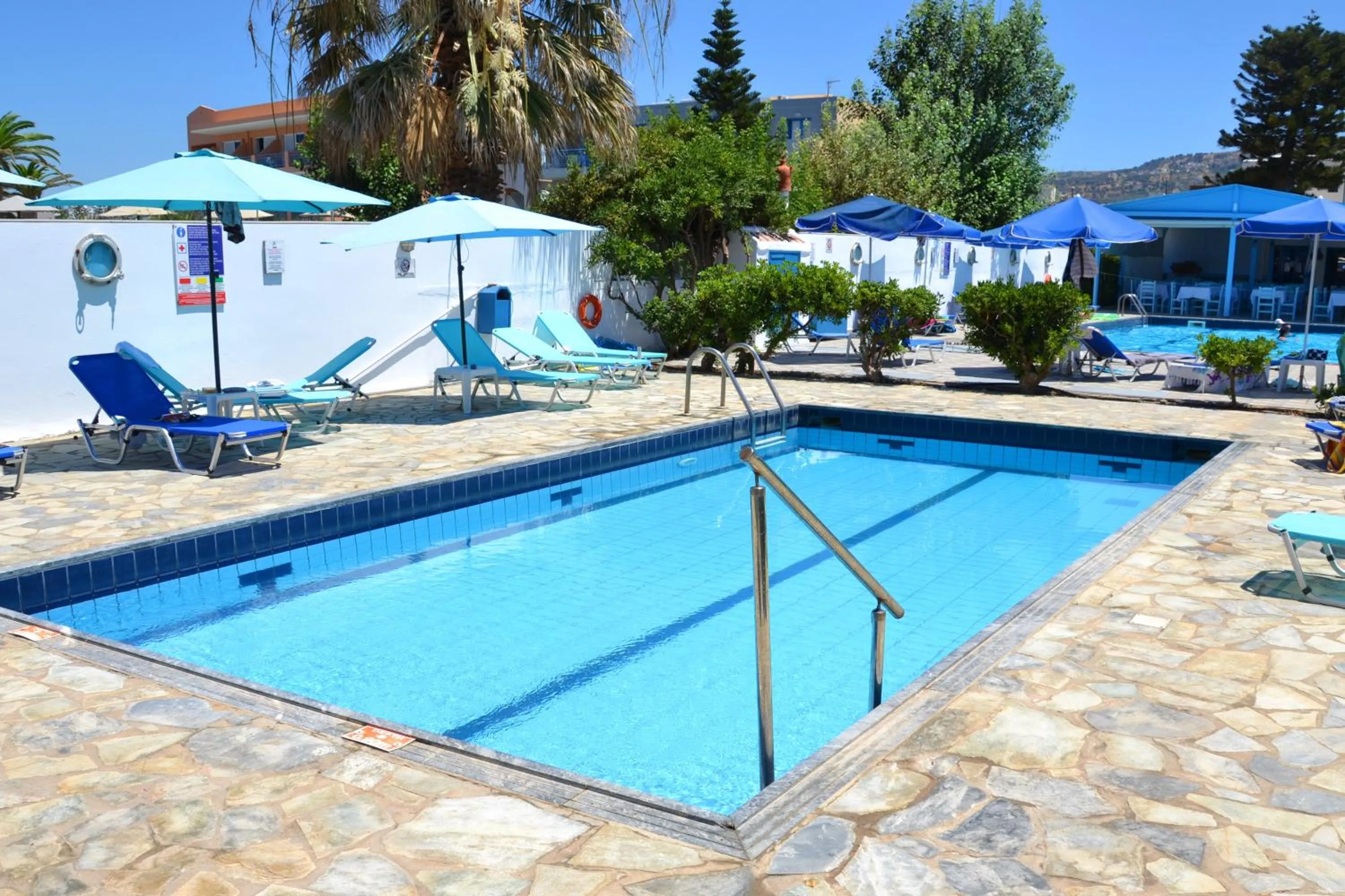 Swimming pool in Galeana Beach Hotel