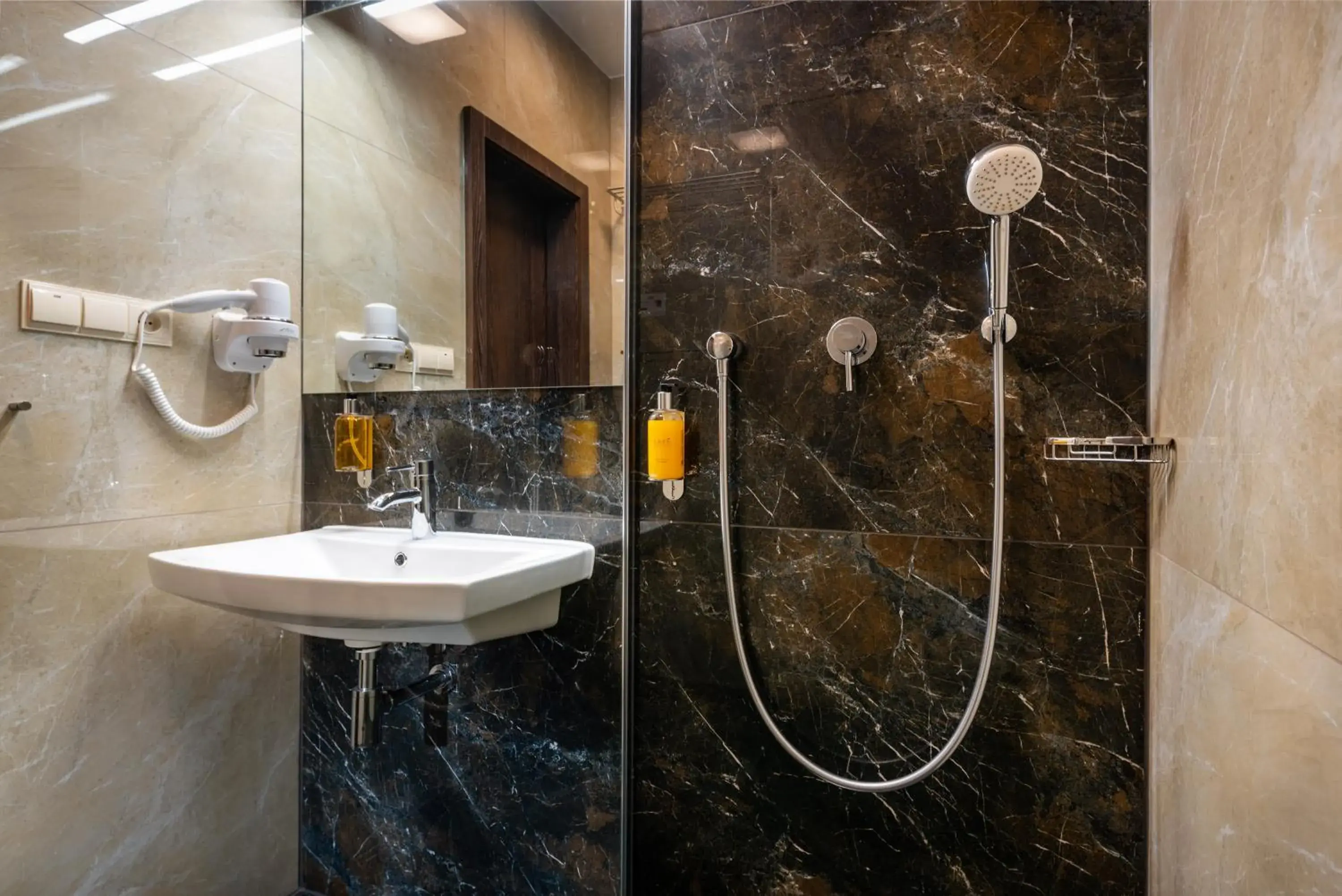 Family Room A with balcony - single occupancy in Hotel SATEL Family Room A with balcony - single occupancy in Hotel SATEL