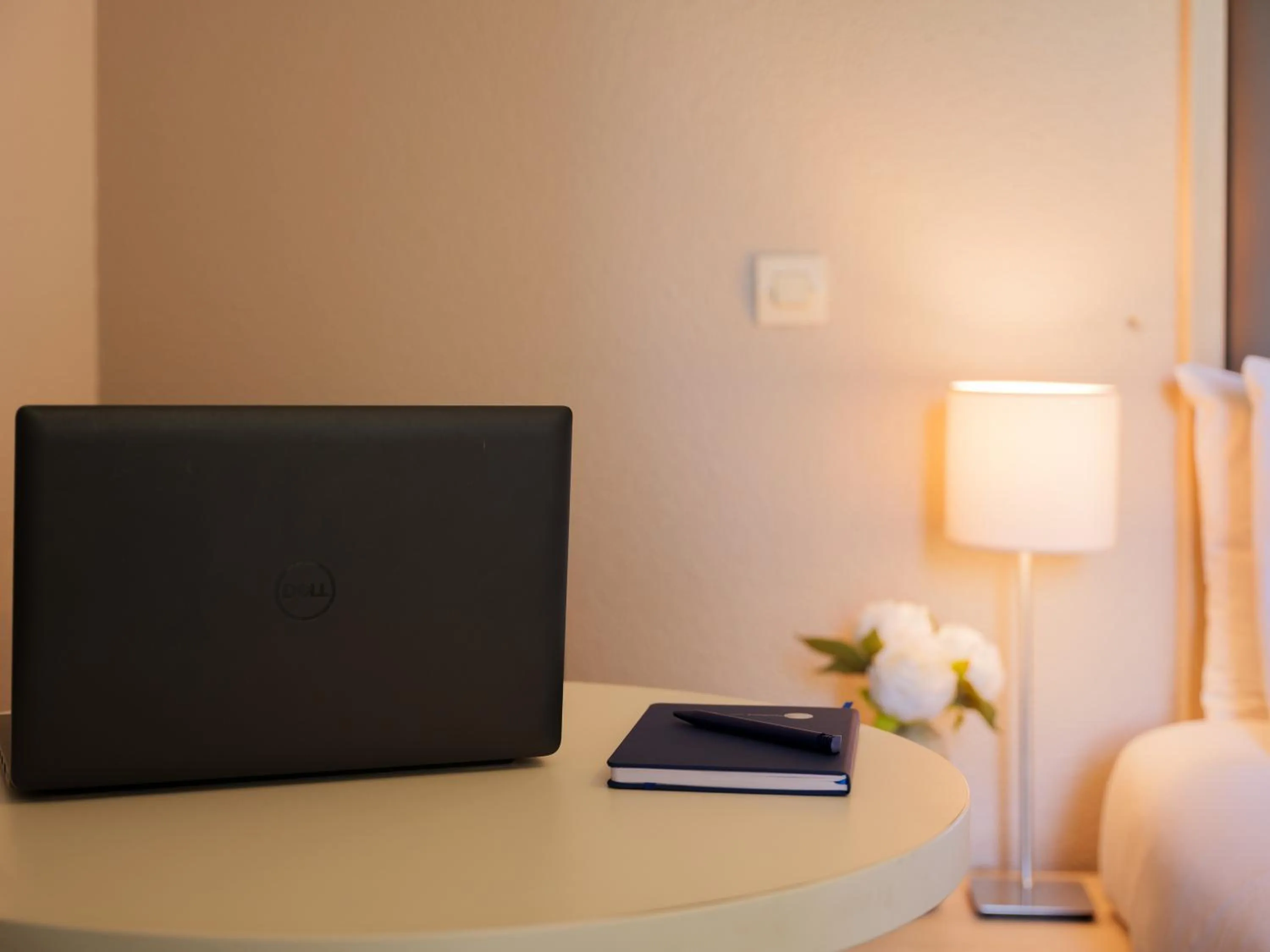 Seating area in Séjours & Affaires Pantin Charles De Gaulle