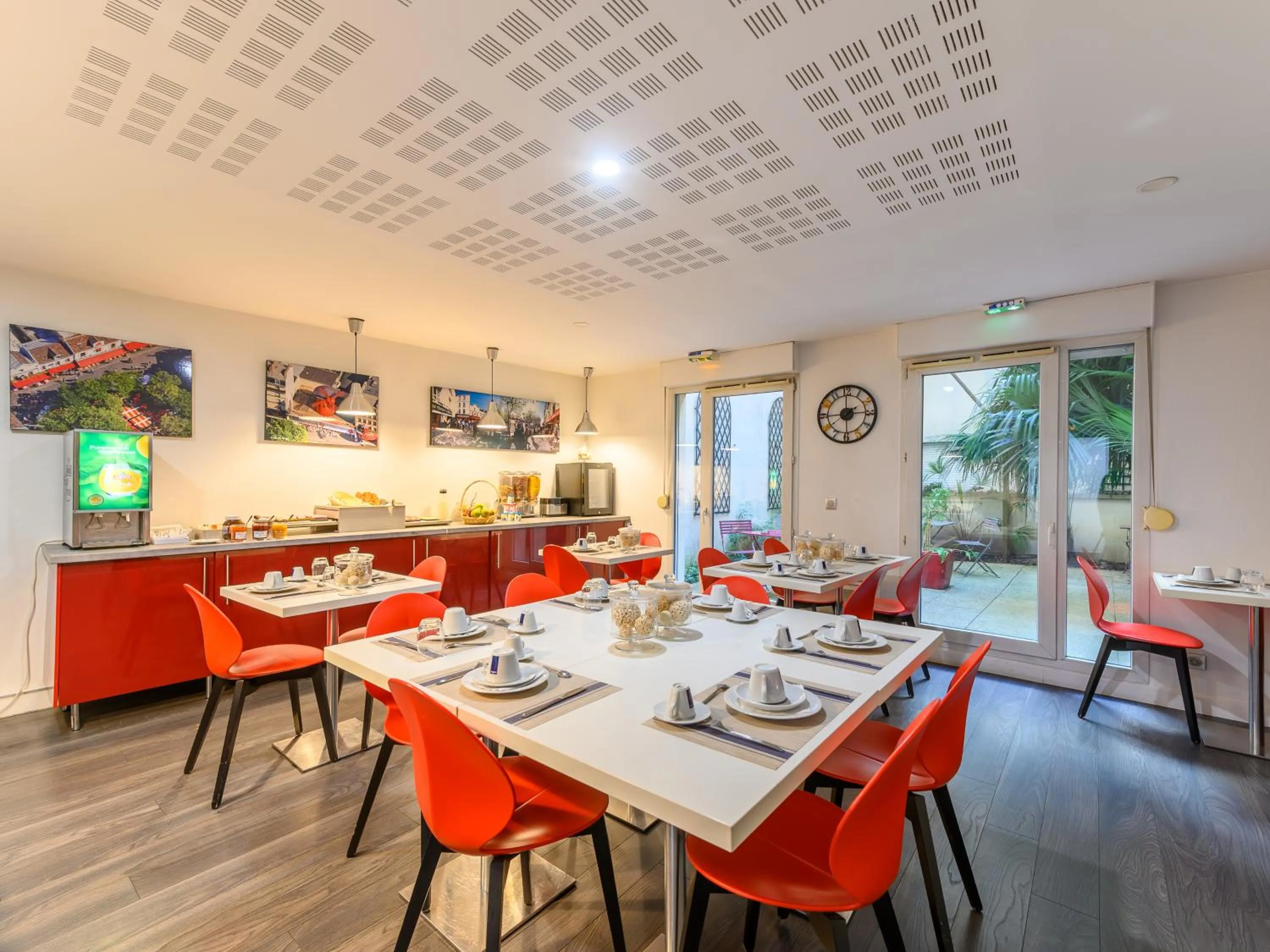 Breakfast in Séjours & Affaires Pantin Charles De Gaulle