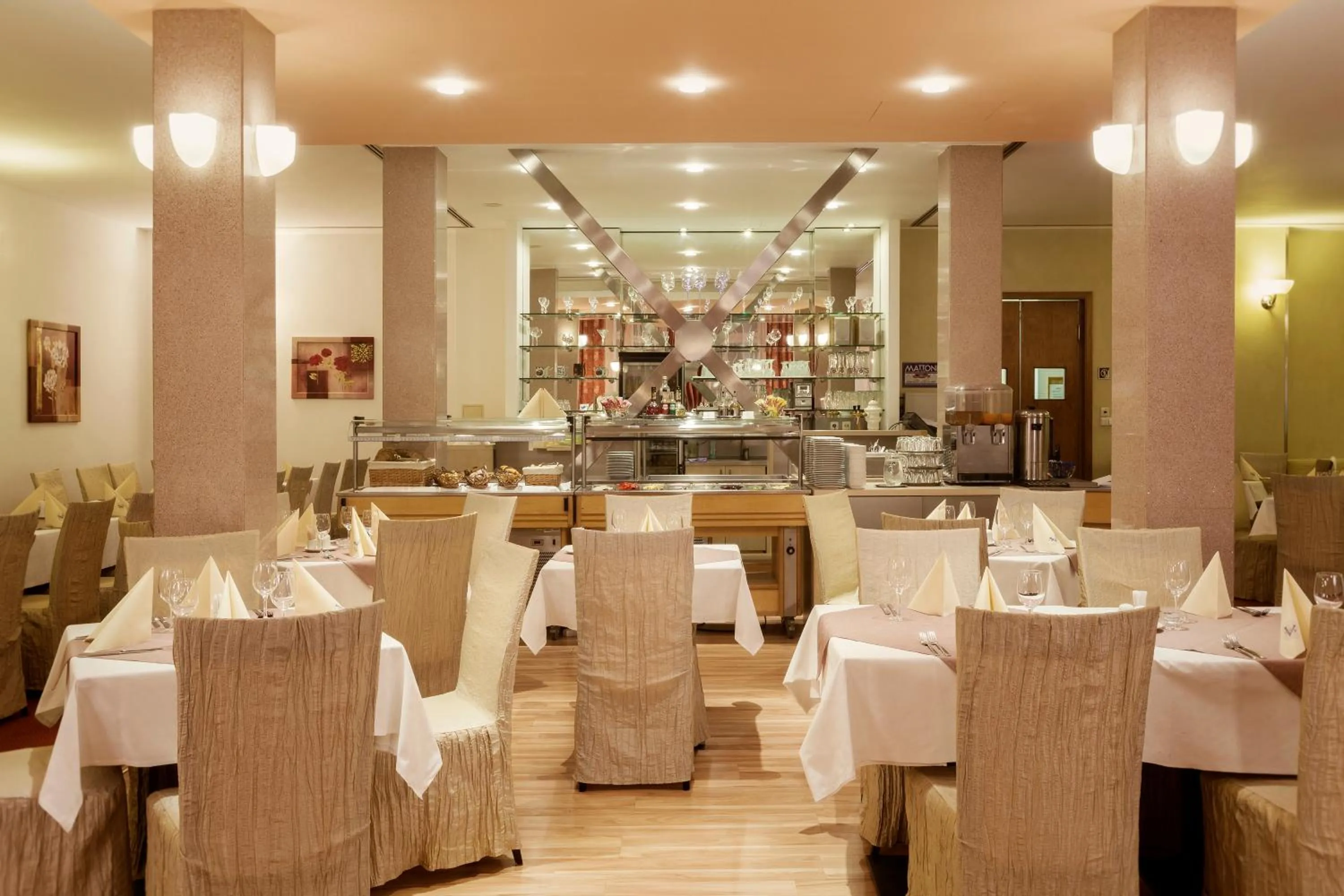 Restaurant/places to eat in Venus