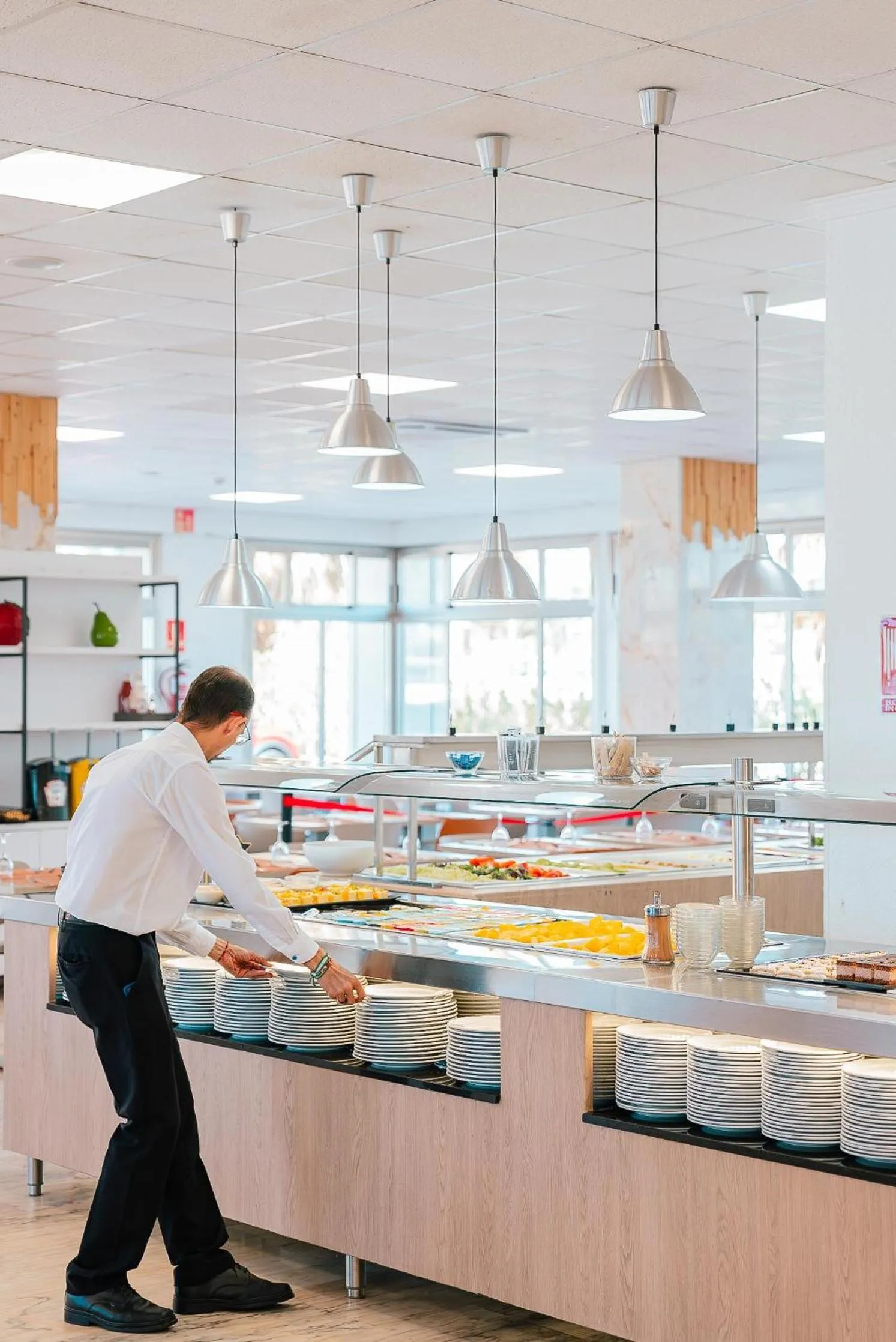 People in Port Europa