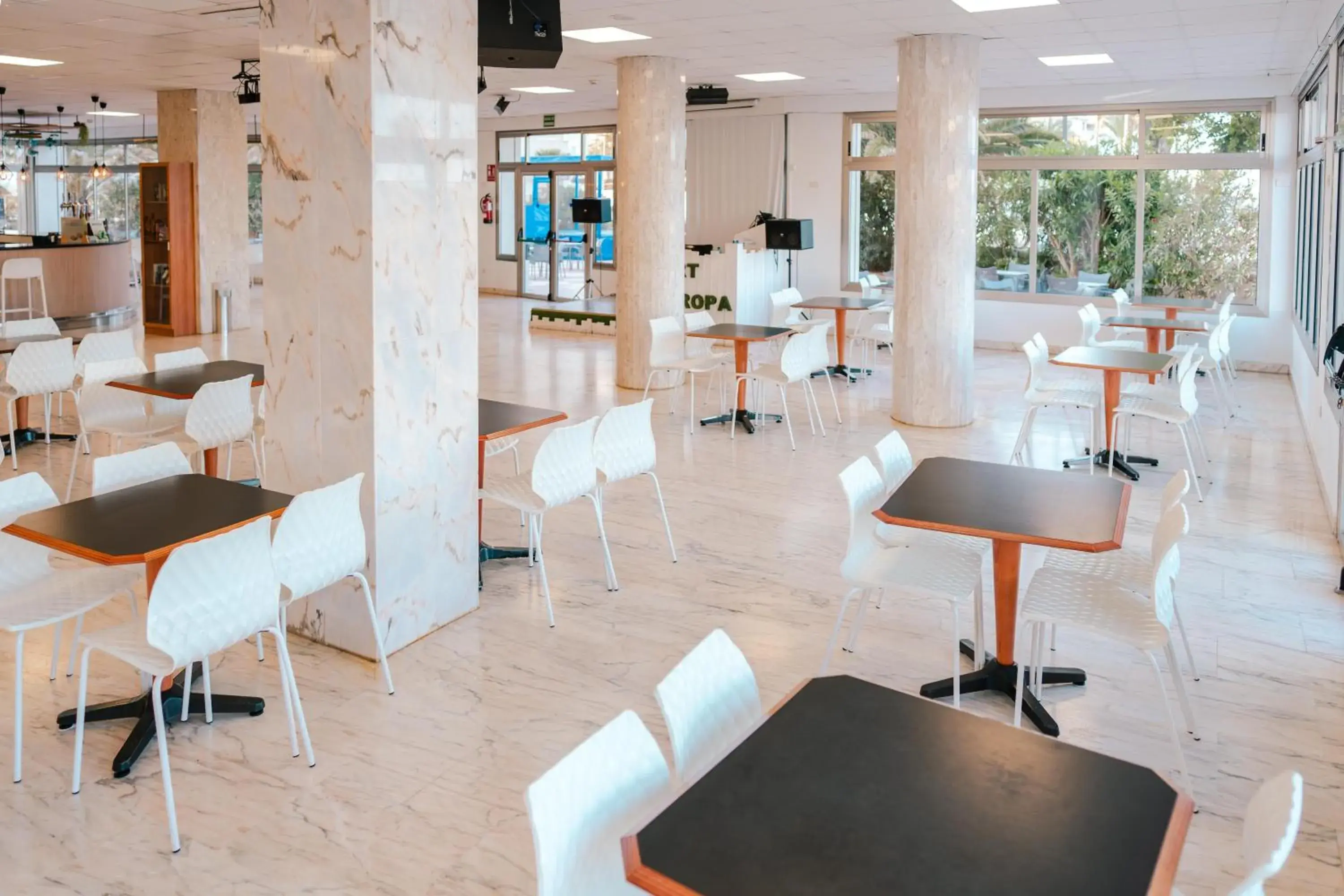 Lobby or reception in Port Europa Lobby or reception in Port Europa