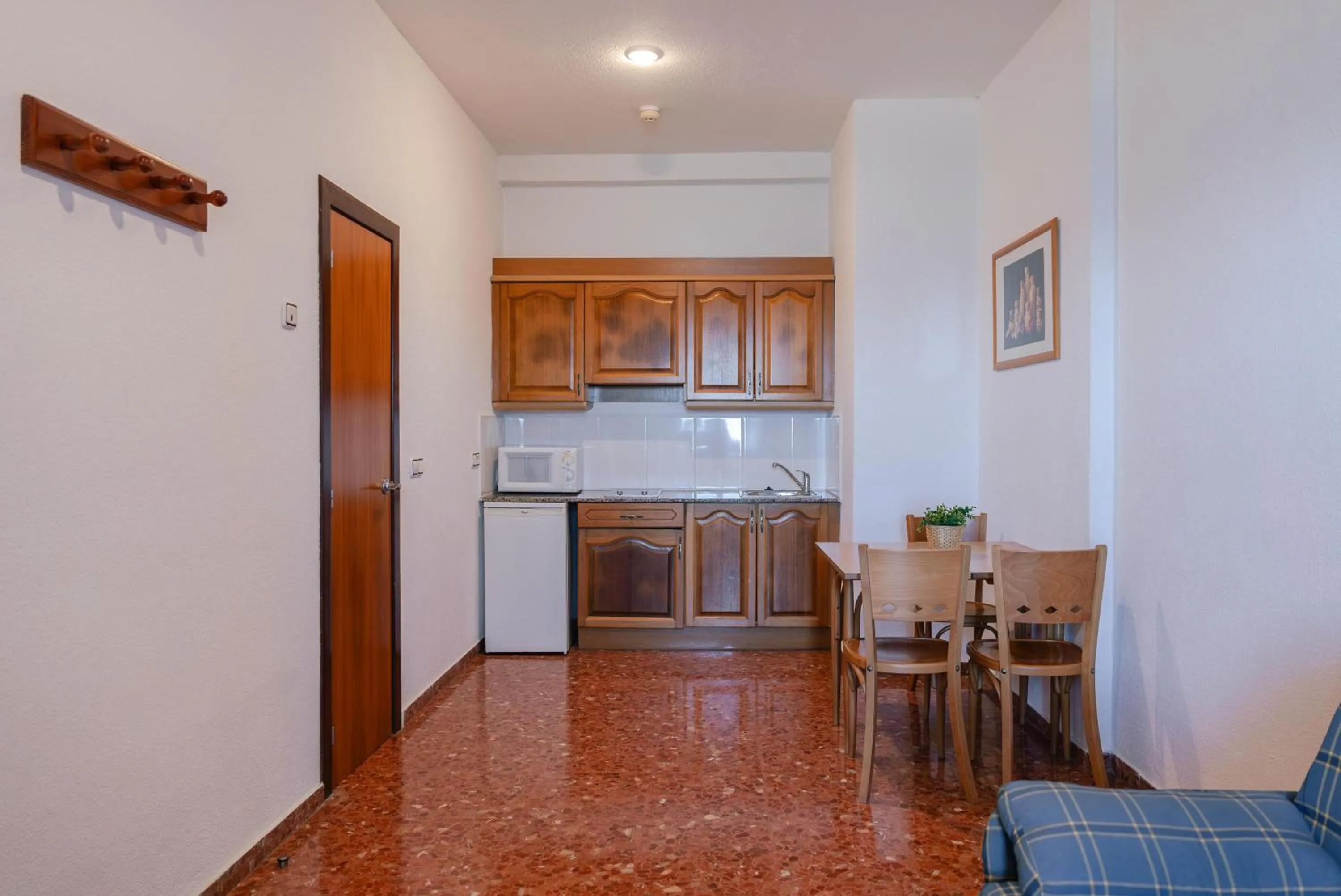 Kitchen or kitchenette in Port Europa