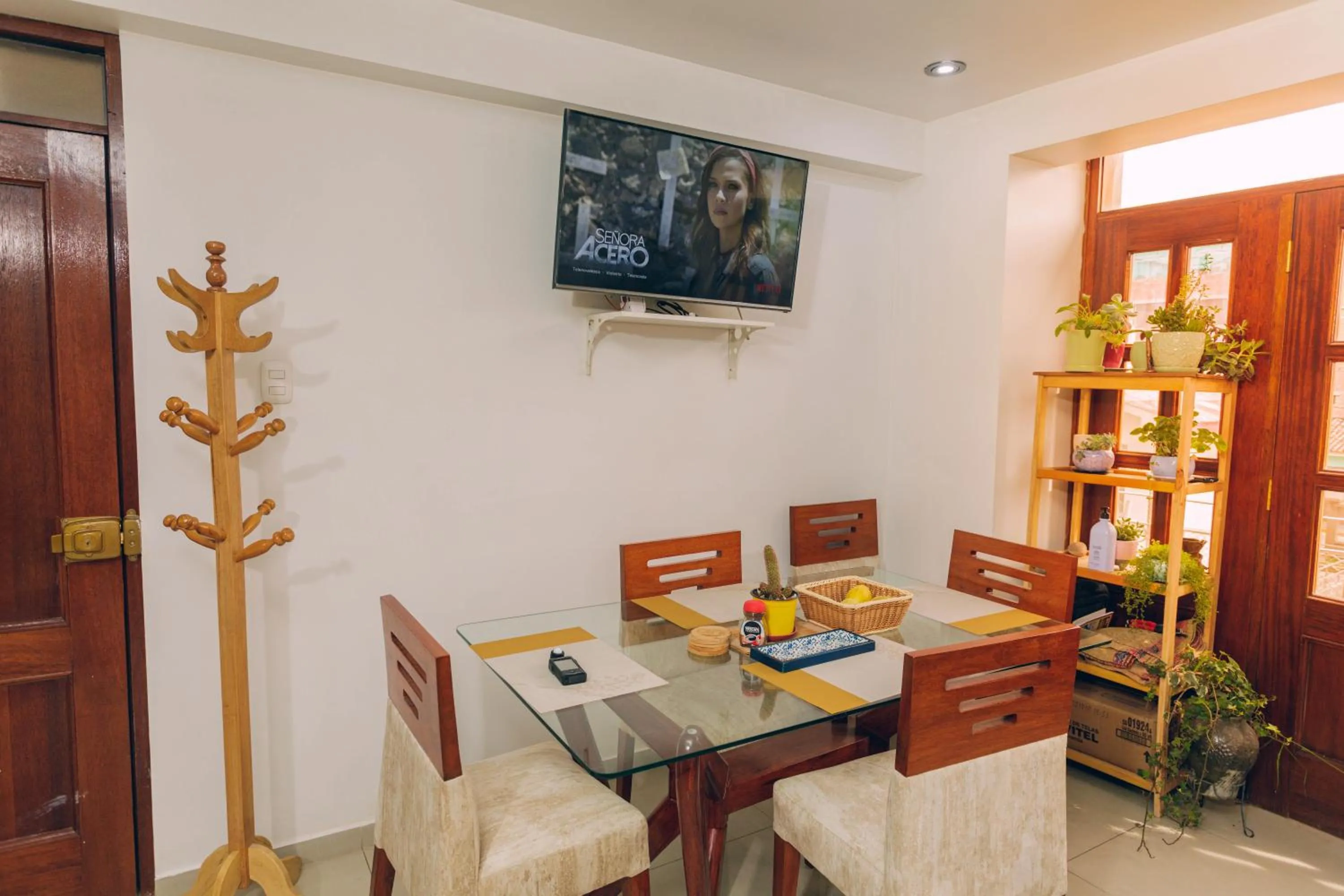 TV and multimedia in Cozy Room Cusco