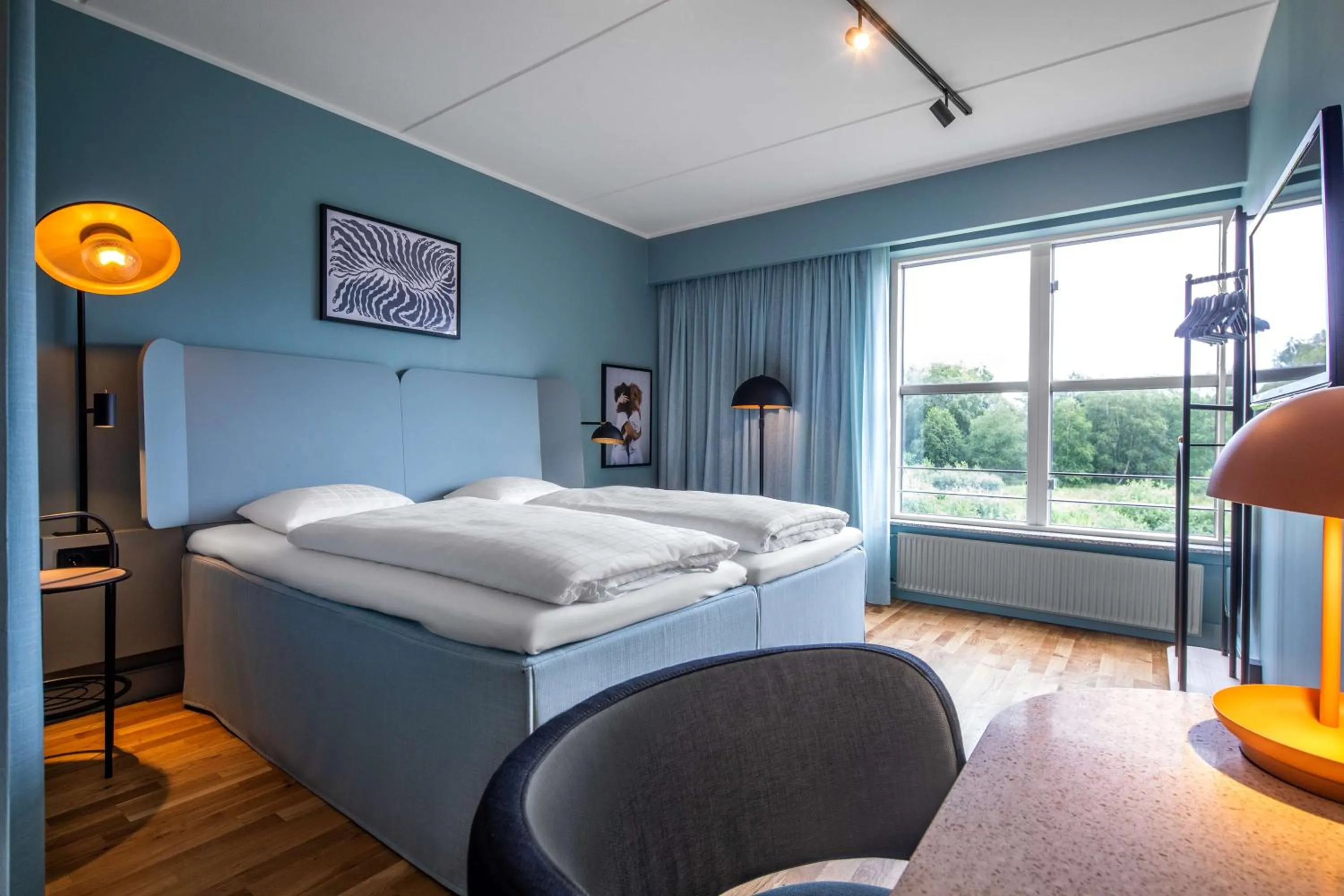Bedroom, Bed in Scandic Silkeborg