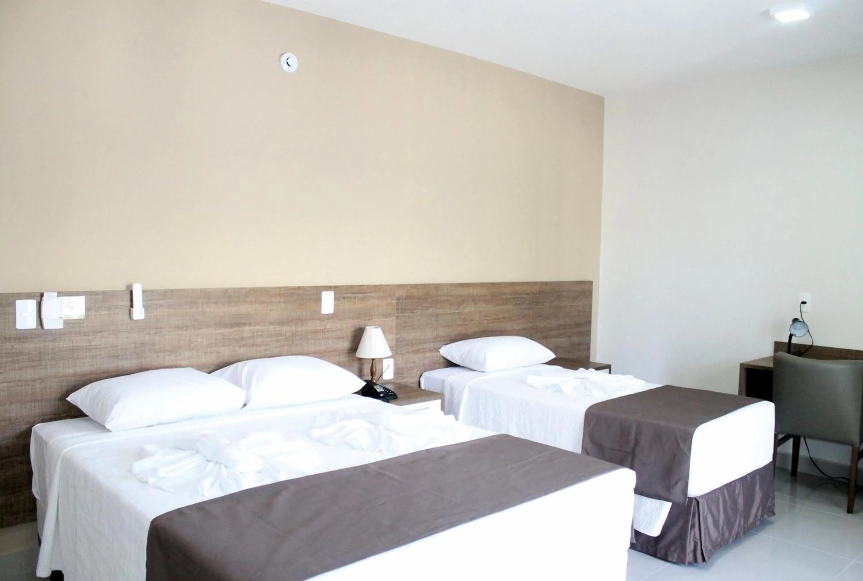 Bed in Avare Plaza Hotel Plus