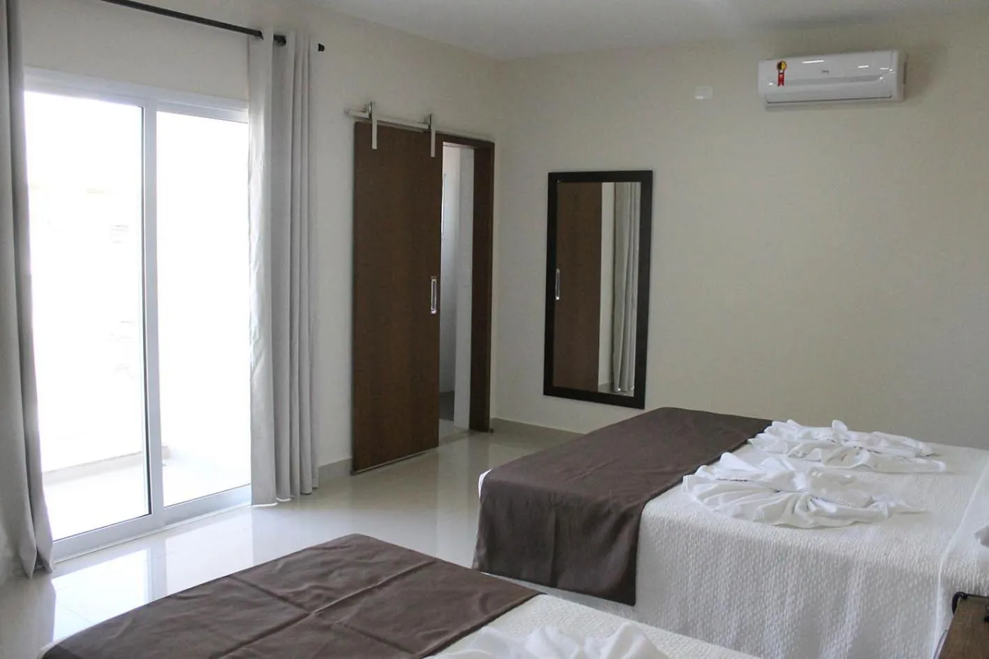 Bed in Avare Plaza Hotel Plus