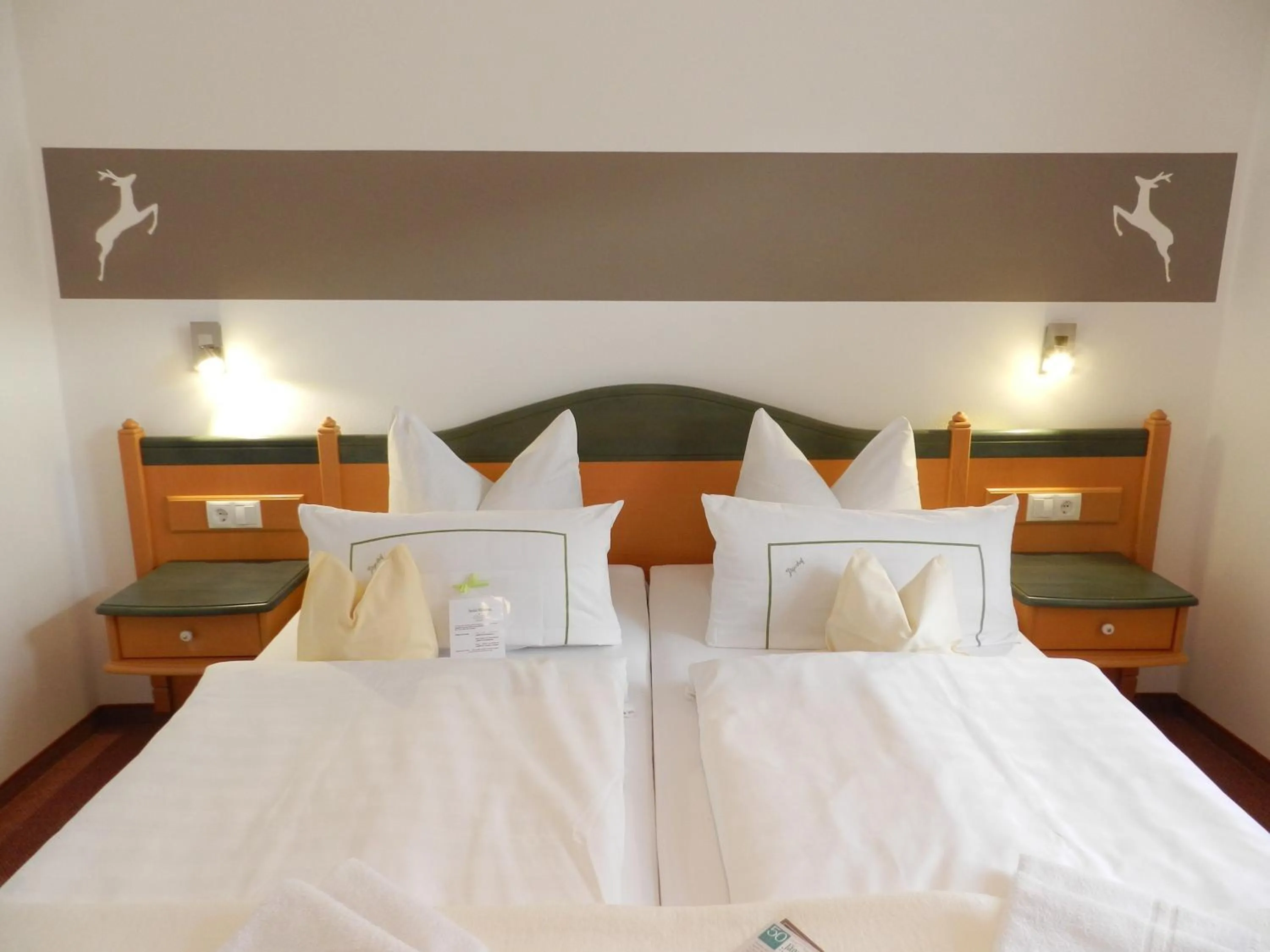 Bed in Hotel Jägerhof garni