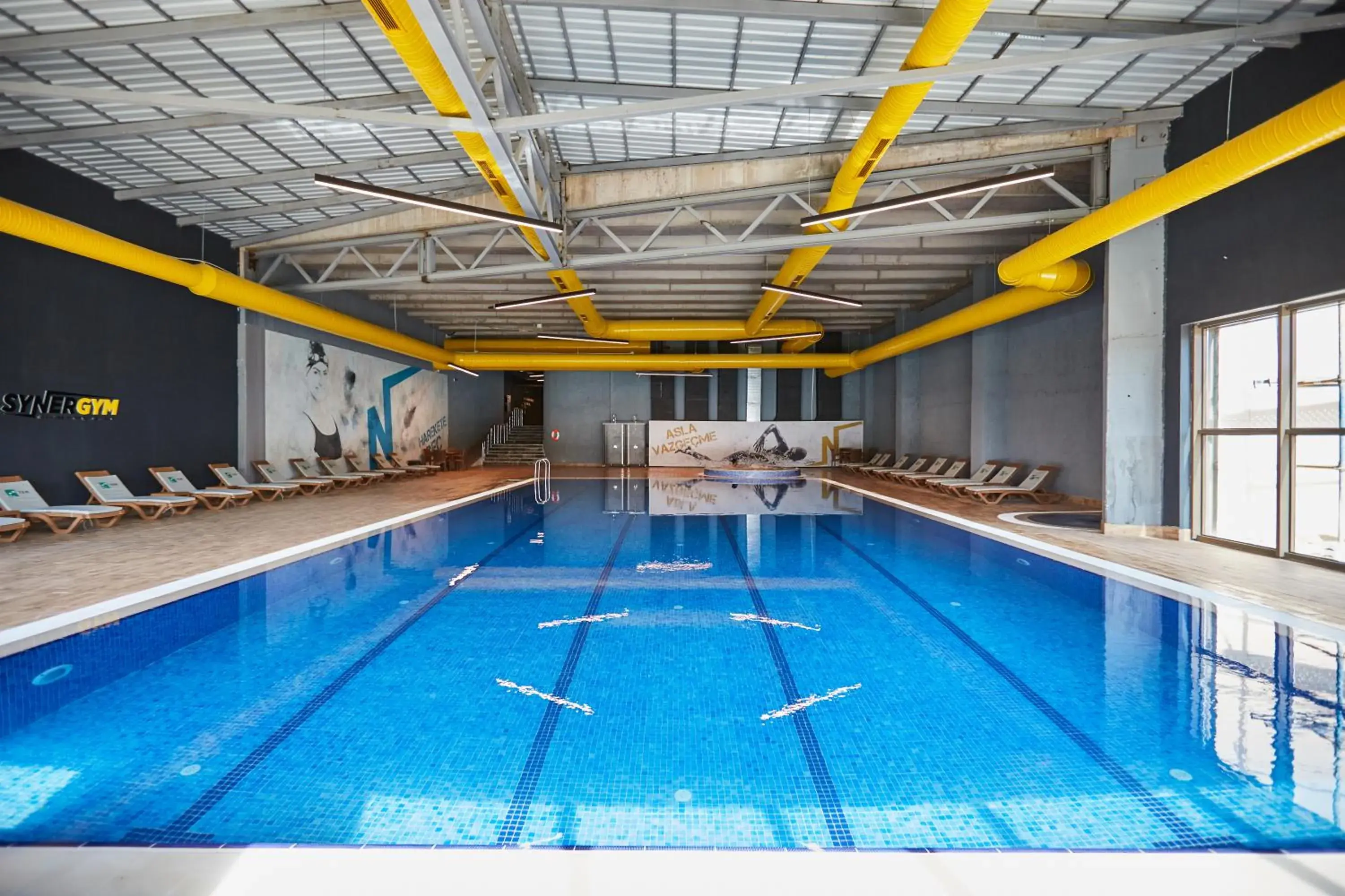 Swimming pool in Dedeman Tokat Swimming pool in Dedeman Tokat
