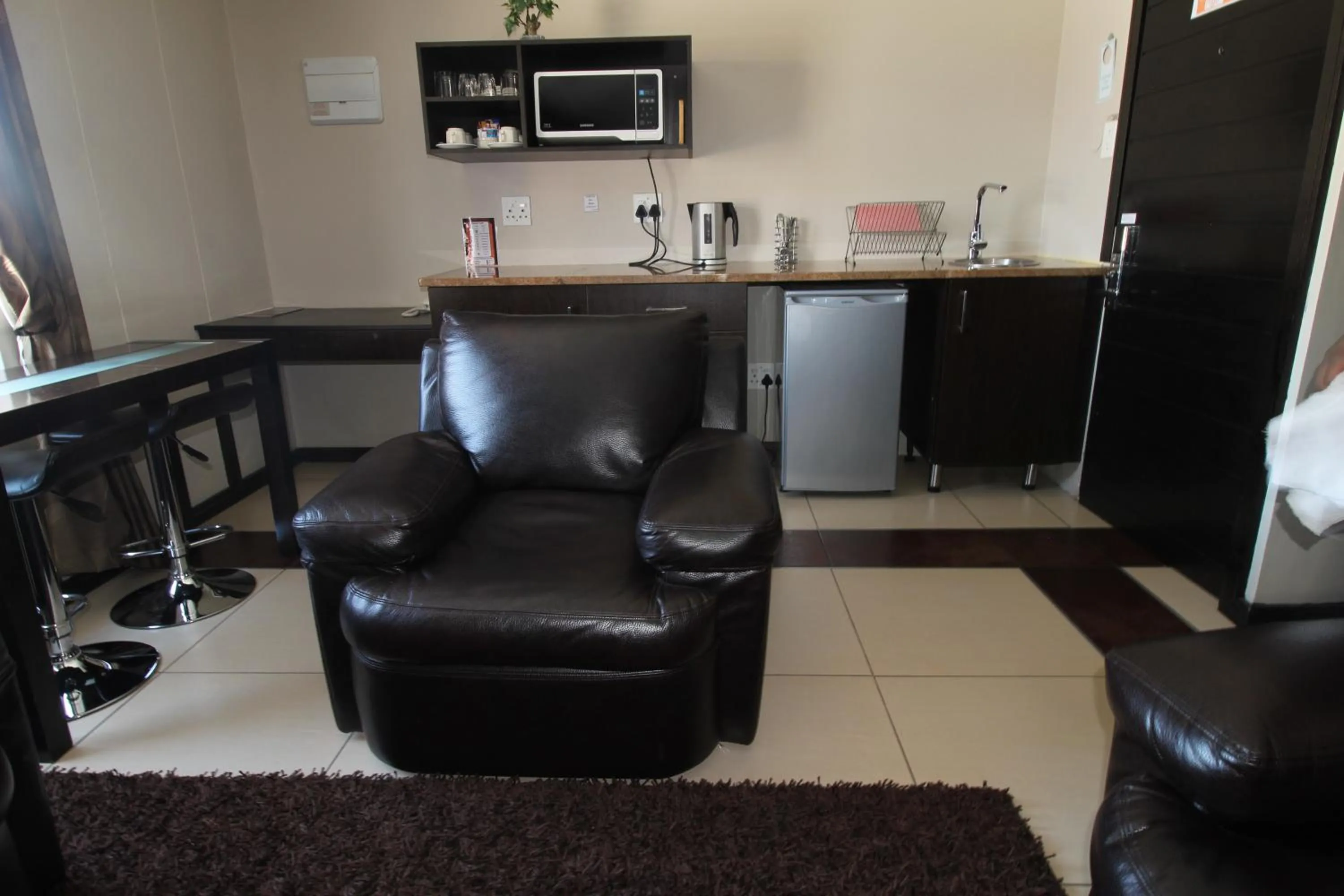 Seating area in Alcazaba Hotel