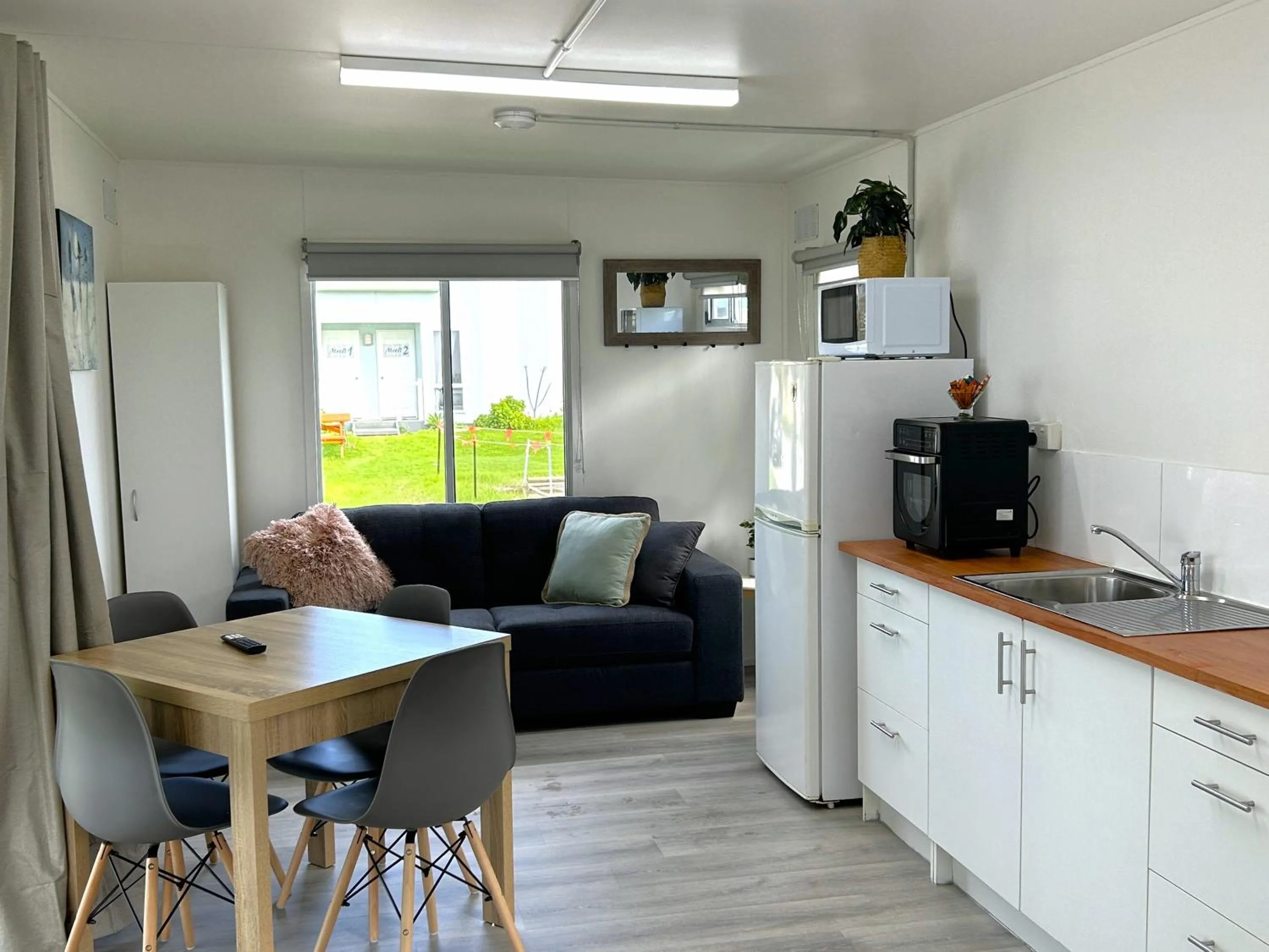 Kitchen or kitchenette in Mandurah Coastal Holiday Park