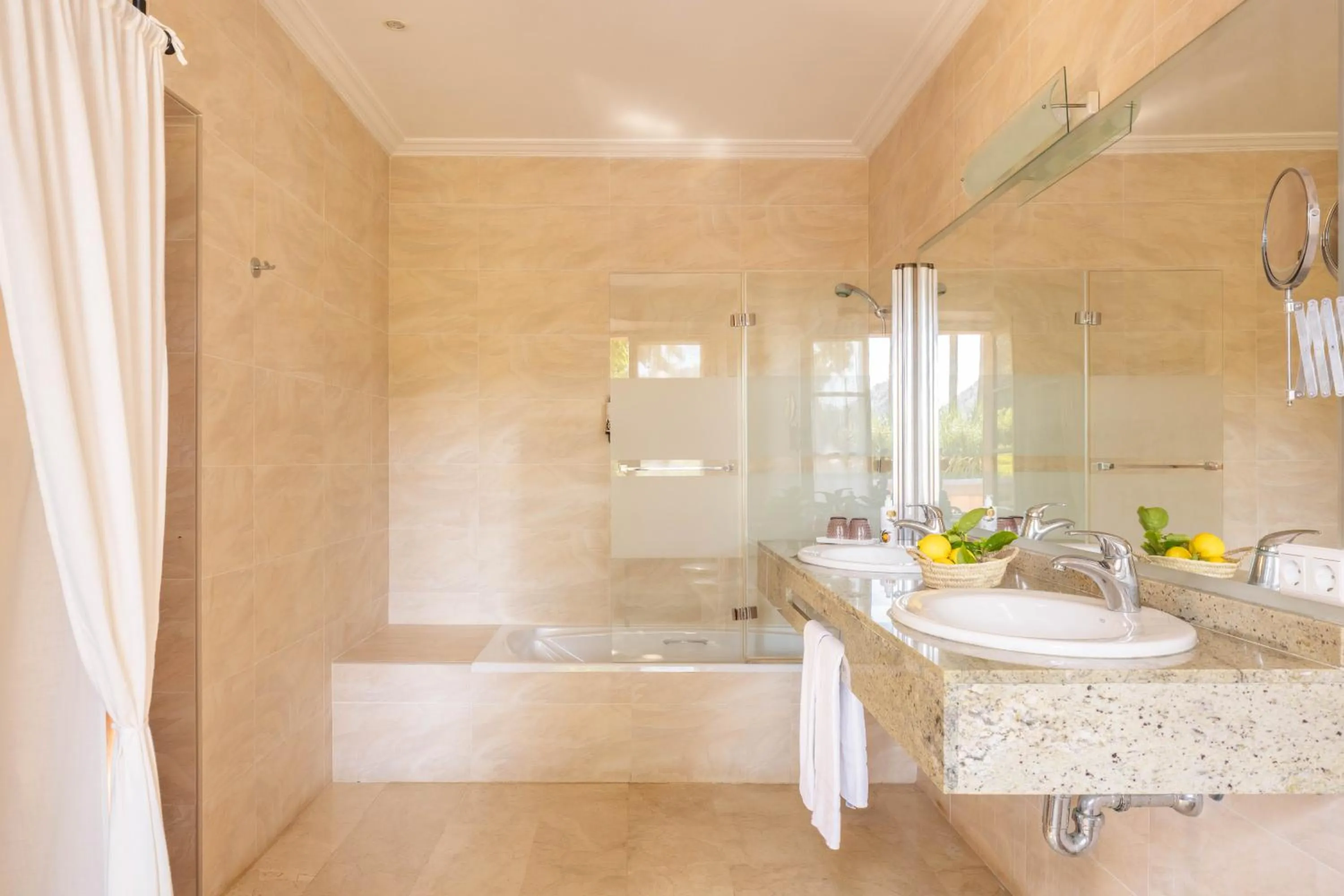 Bathroom in Agroturismo Son Galceran