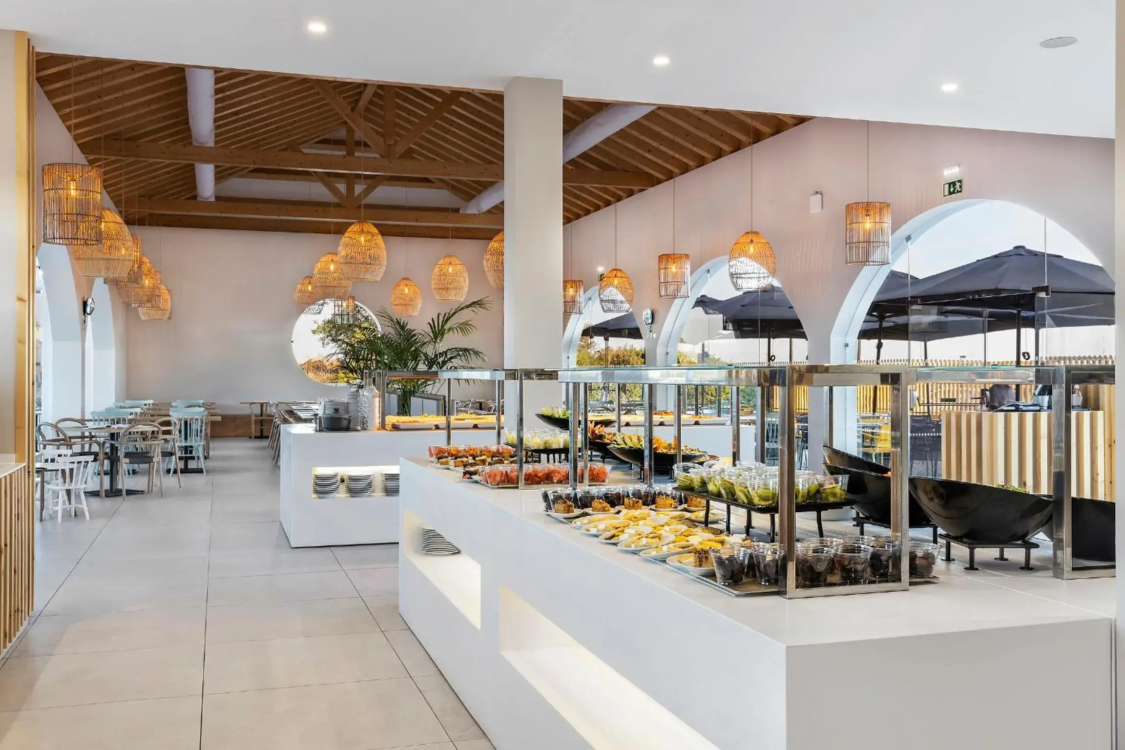 Restaurant/places to eat in Eden Villas & Apartments Restaurant/places to eat in Eden Villas & Apartments