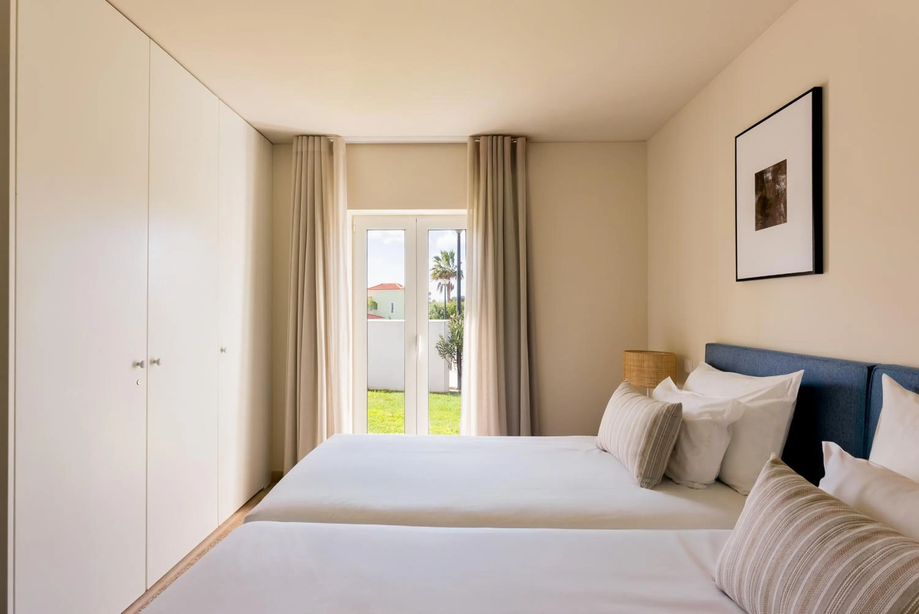 Bed in Eden Villas & Apartments