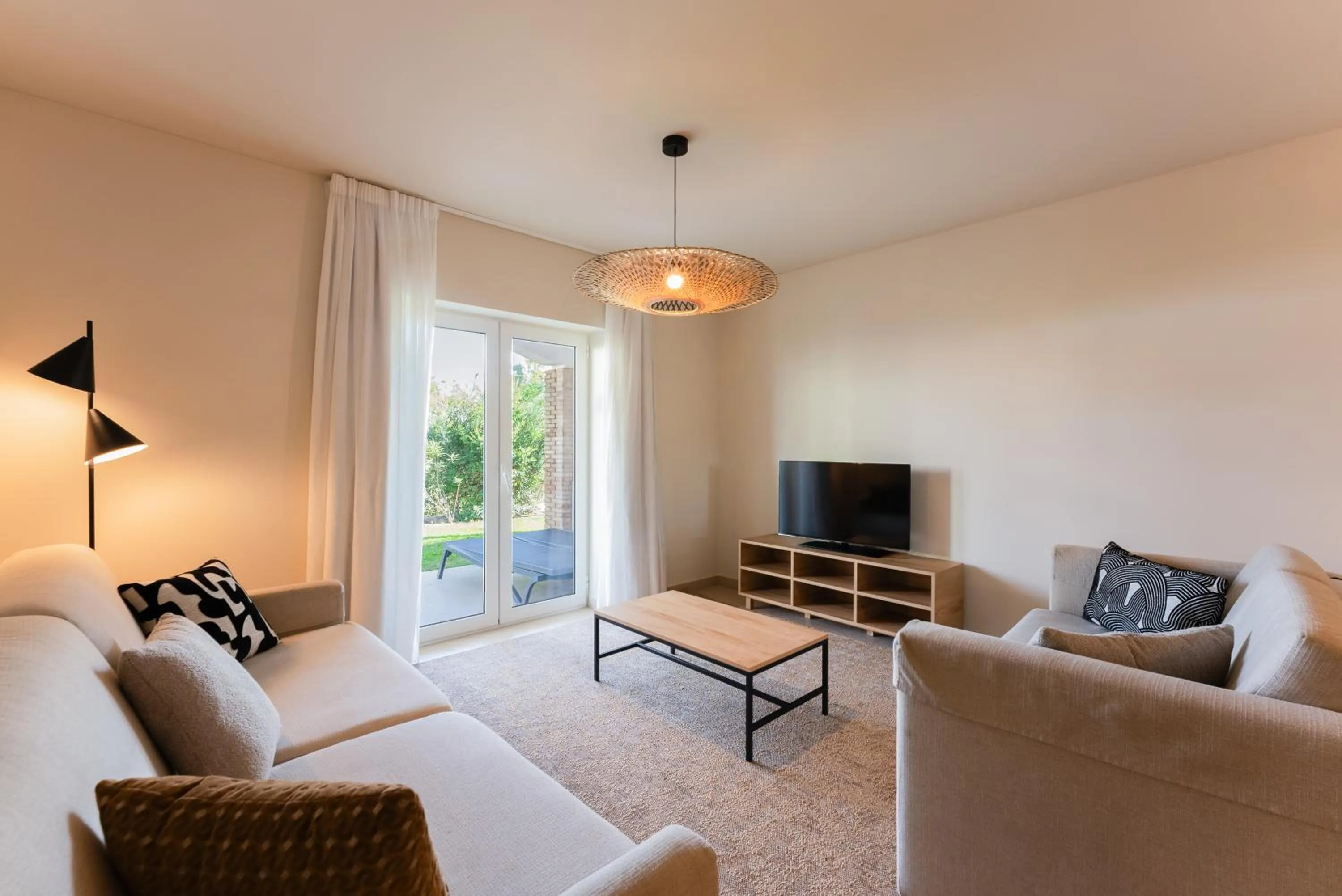 Eden Villas & Apartments