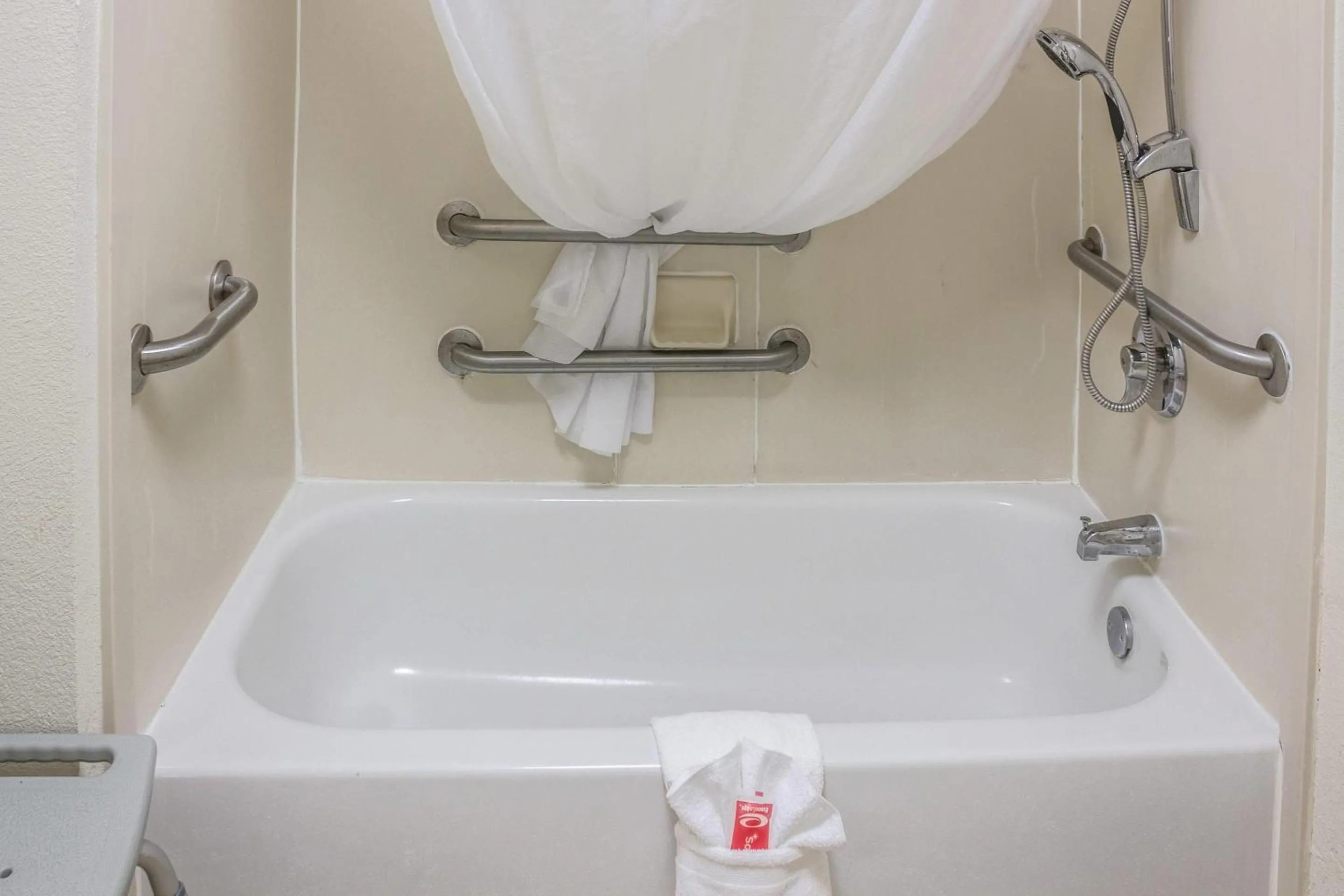 Bedroom in Econo Lodge Palm Coast Central