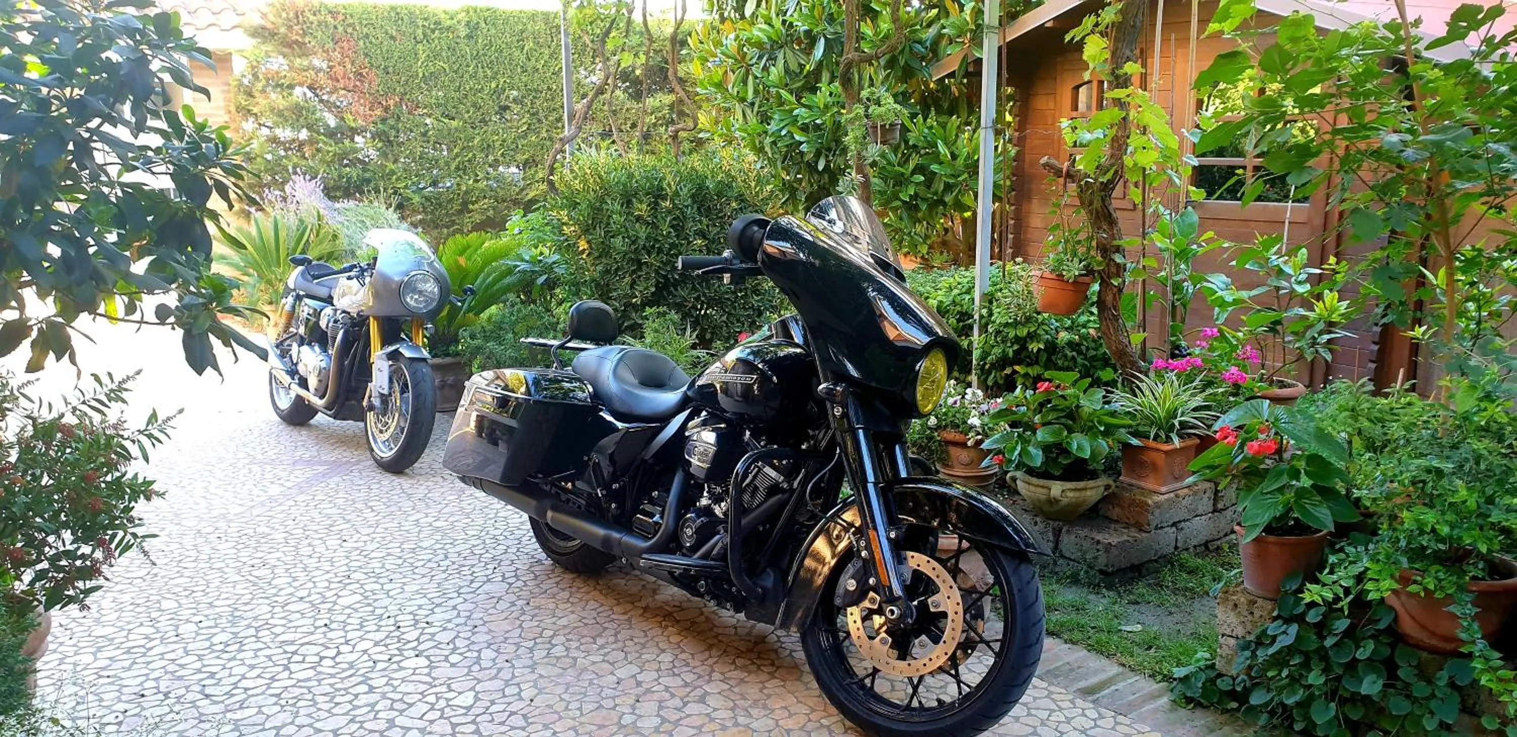 People in B&B ENSILEVA BEACH