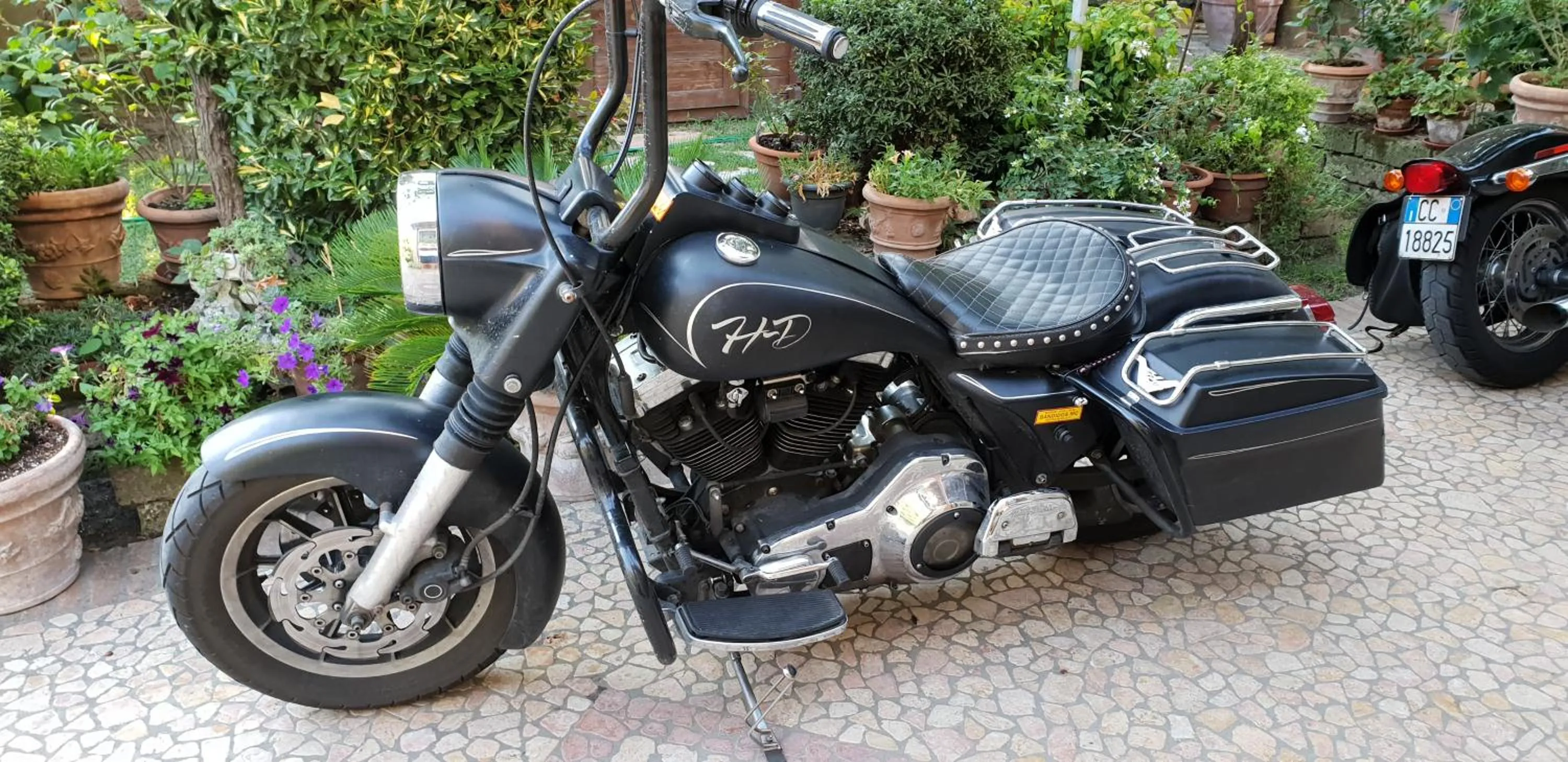 People in B&B ENSILEVA BEACH