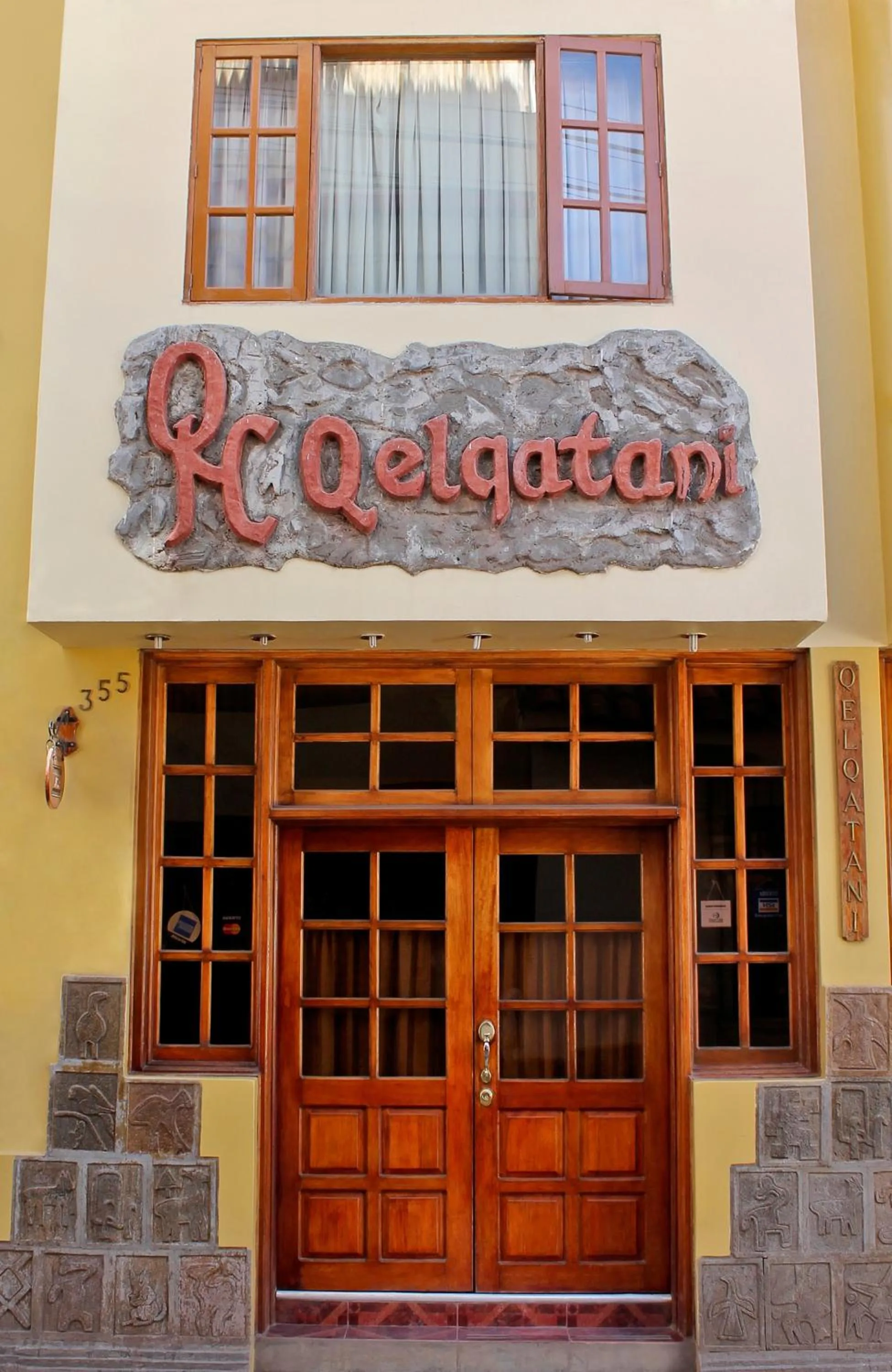 Facade/entrance in Qelqatani Hotel