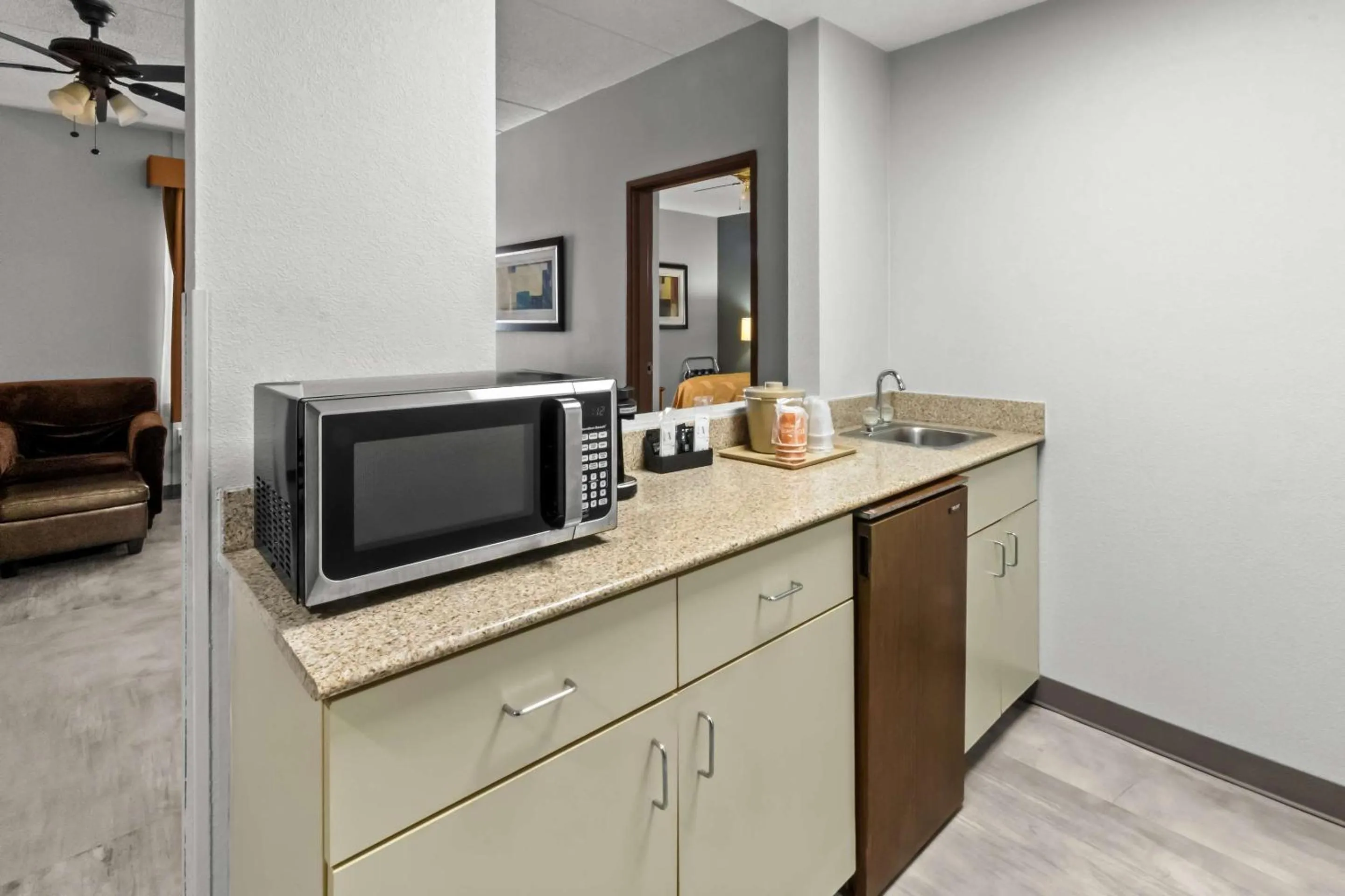 Bedroom in Quality Inn & Suites CVG Airport