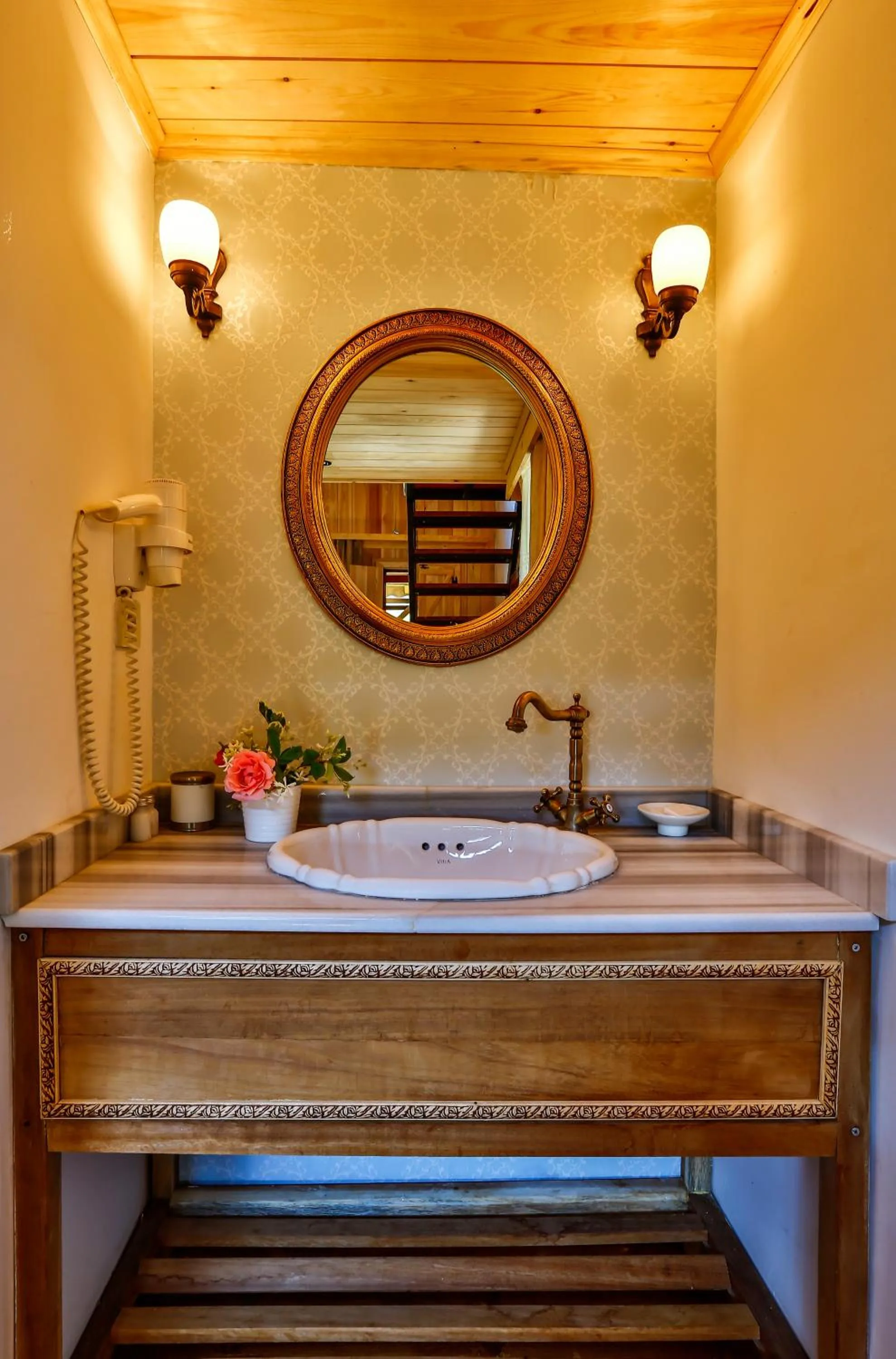 Bathroom in Tranquilla River Lodge