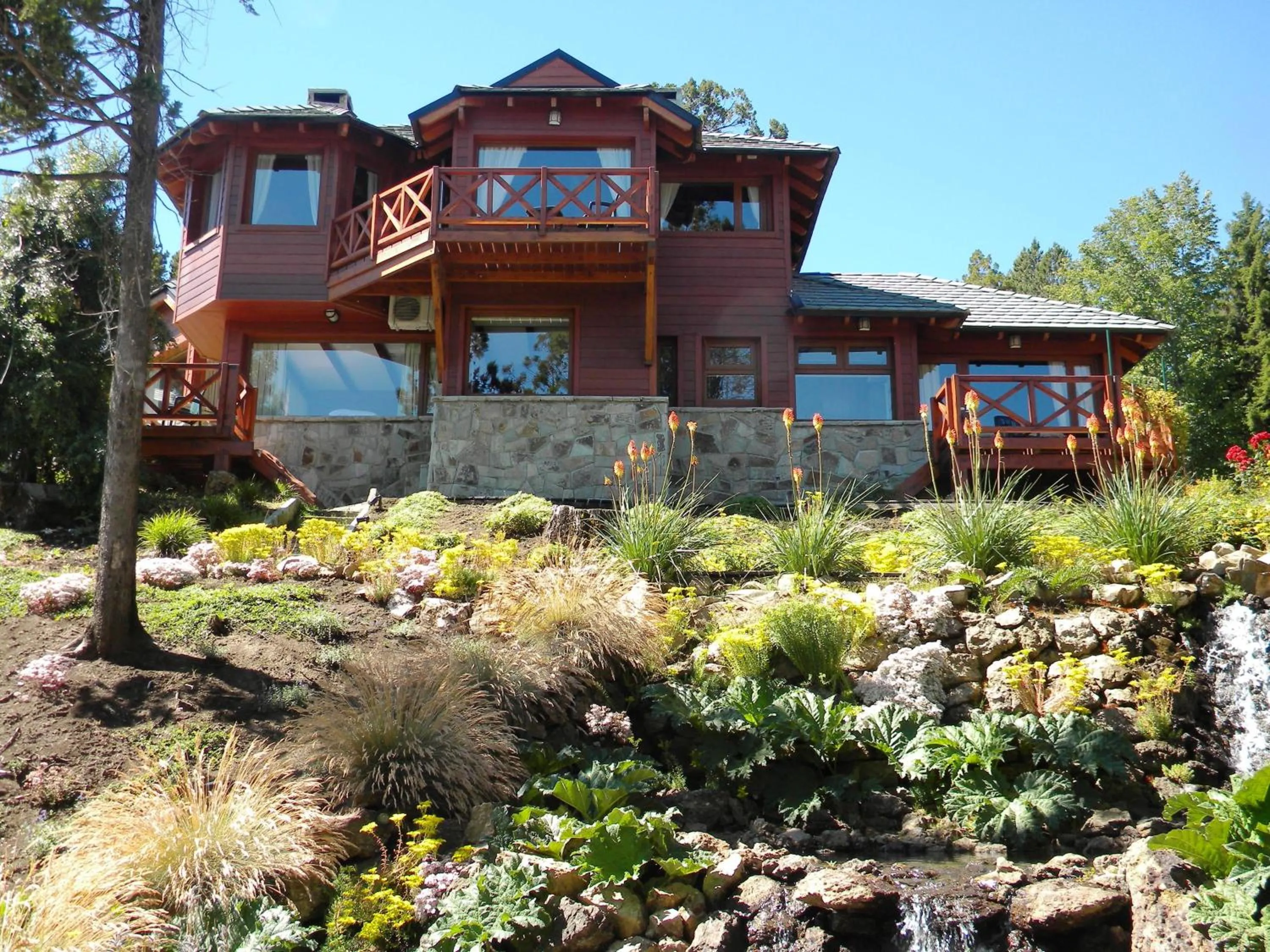 Facade/entrance in Charming Luxury Lodge & Private Spa