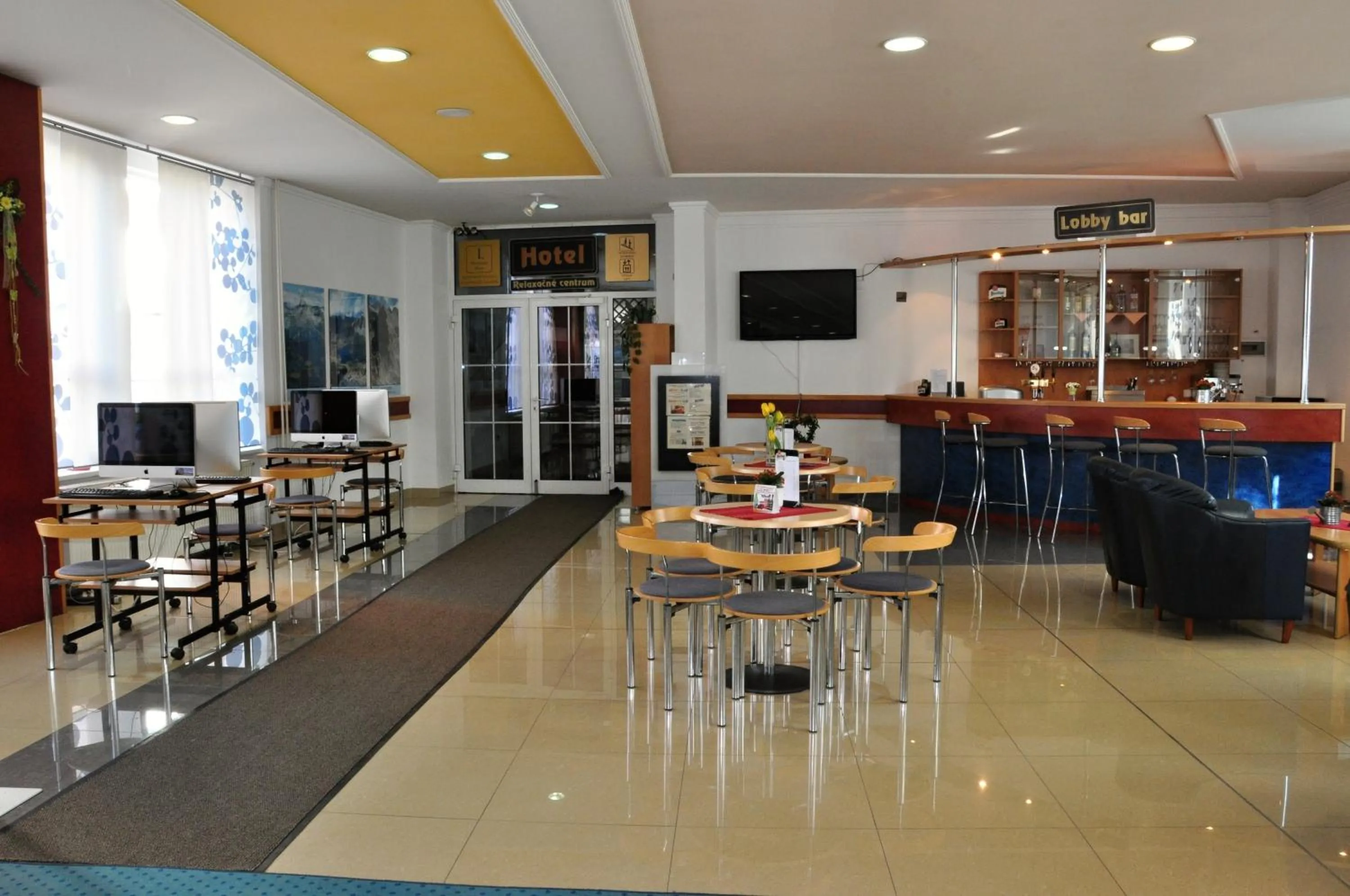 Lobby or reception in Tatra Hotel