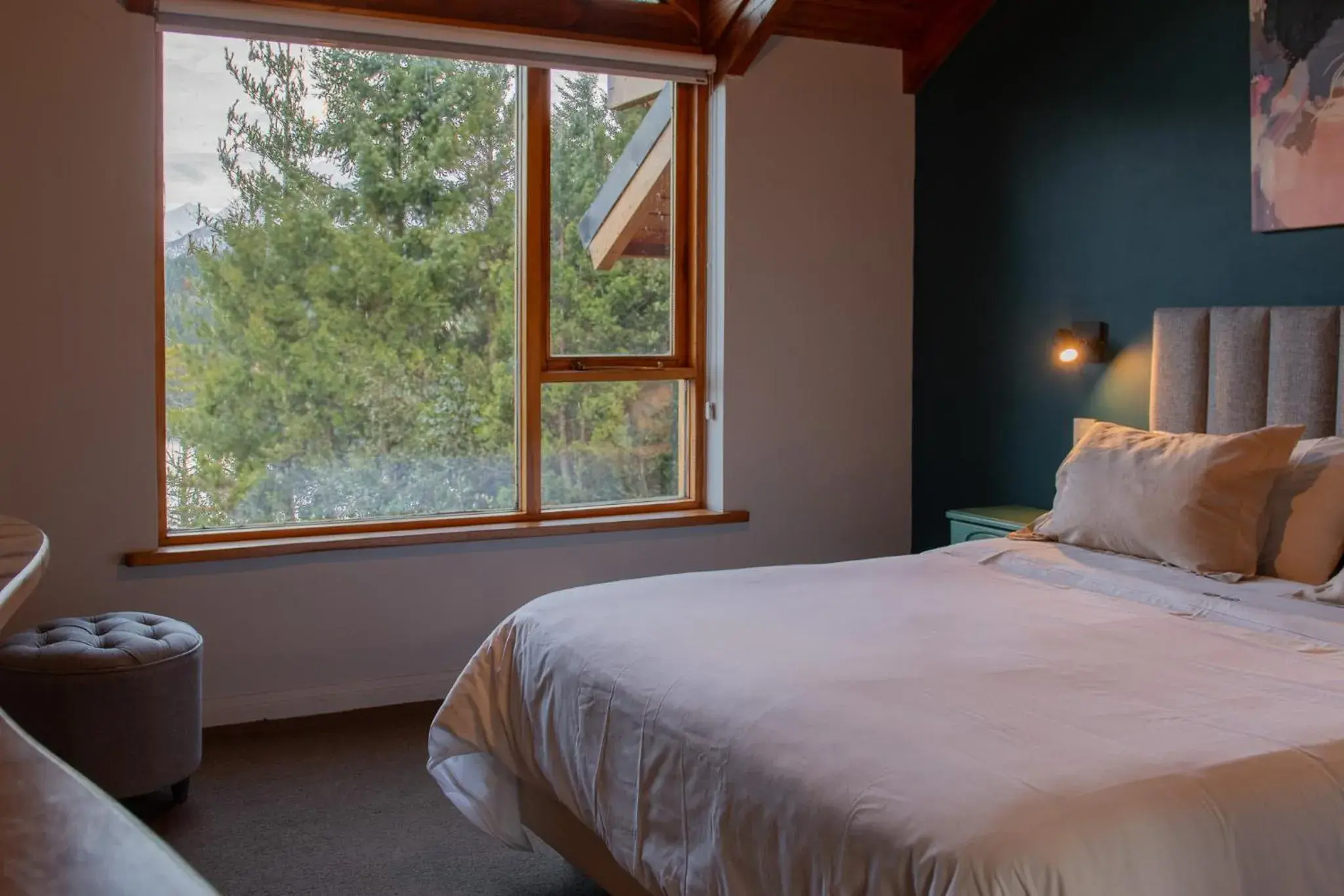 Bedroom, Bed in Peninsula Petit Bedroom, Bed in Peninsula Petit