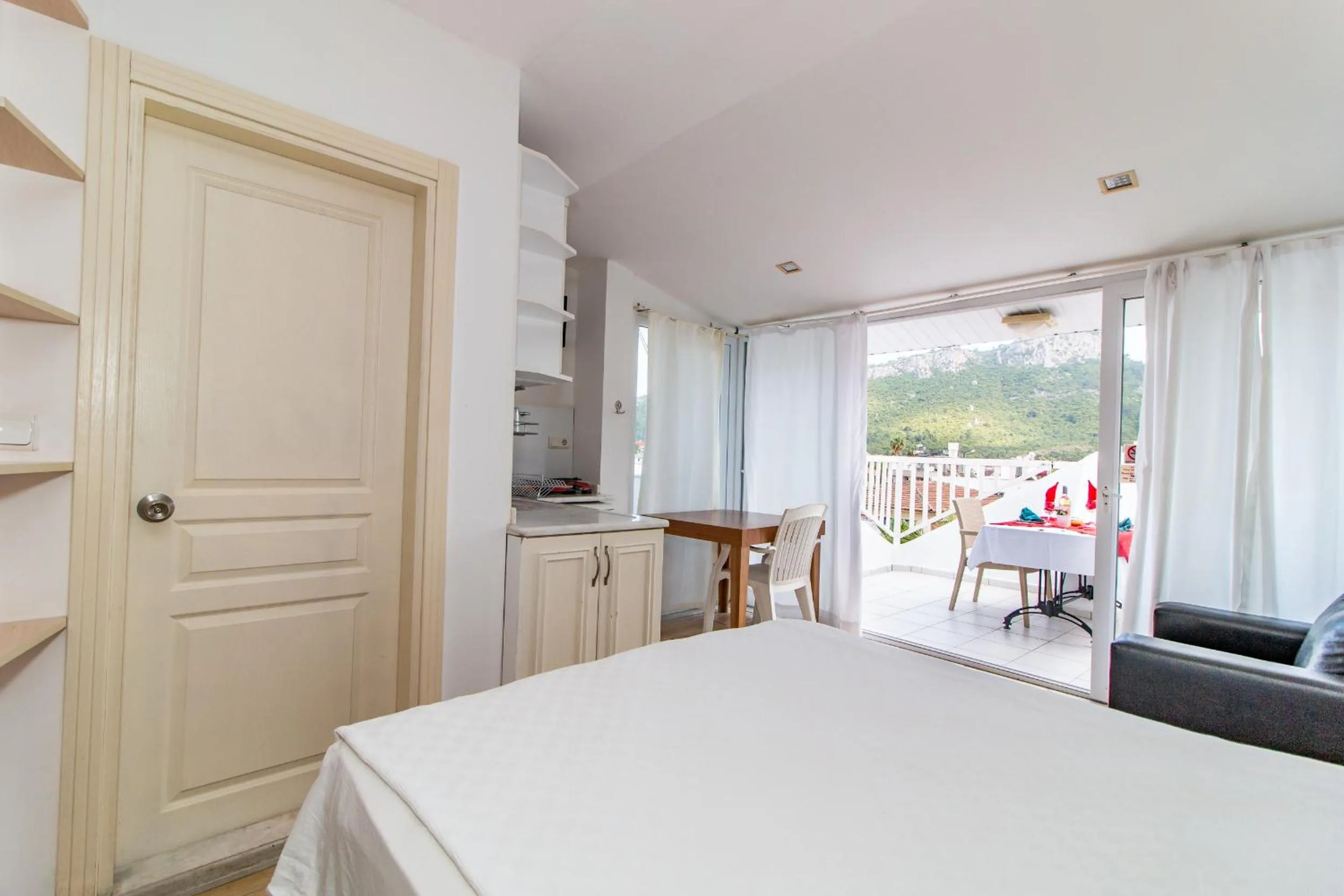 Castello Hotel & Aparts