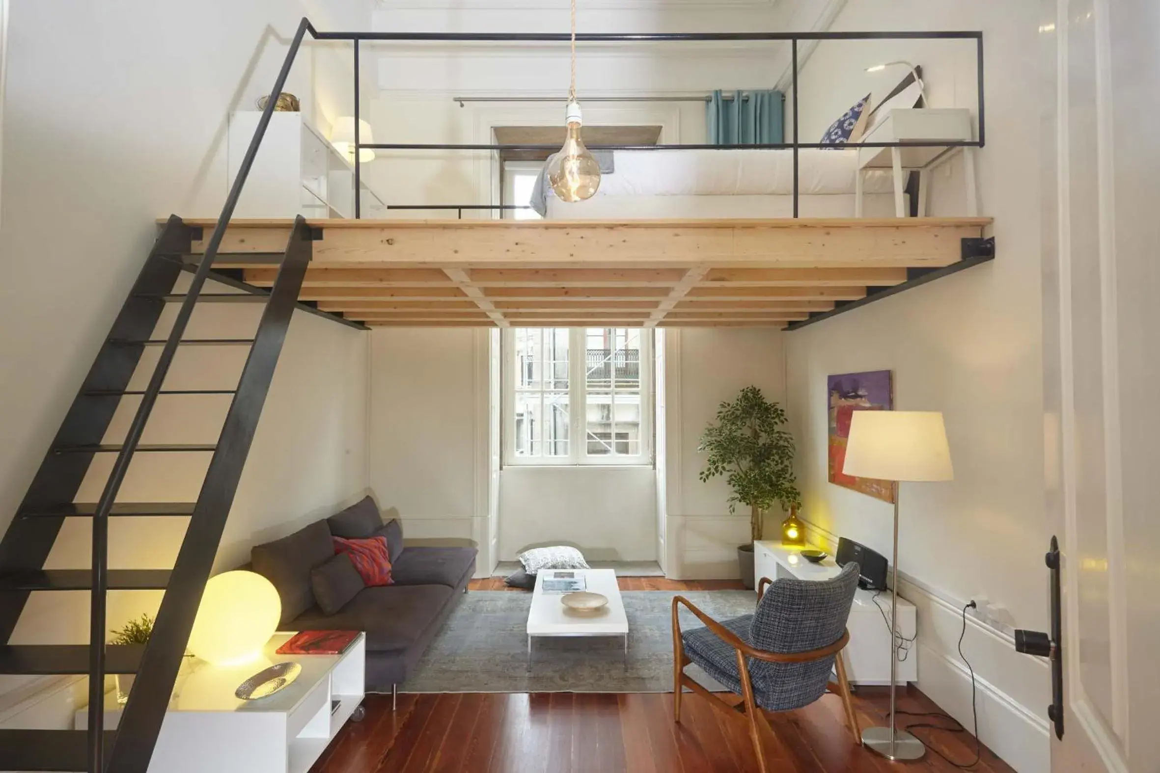 Double Room with Shared Bathroom in The Passenger Hostel Double Room with Shared Bathroom in The Passenger Hostel