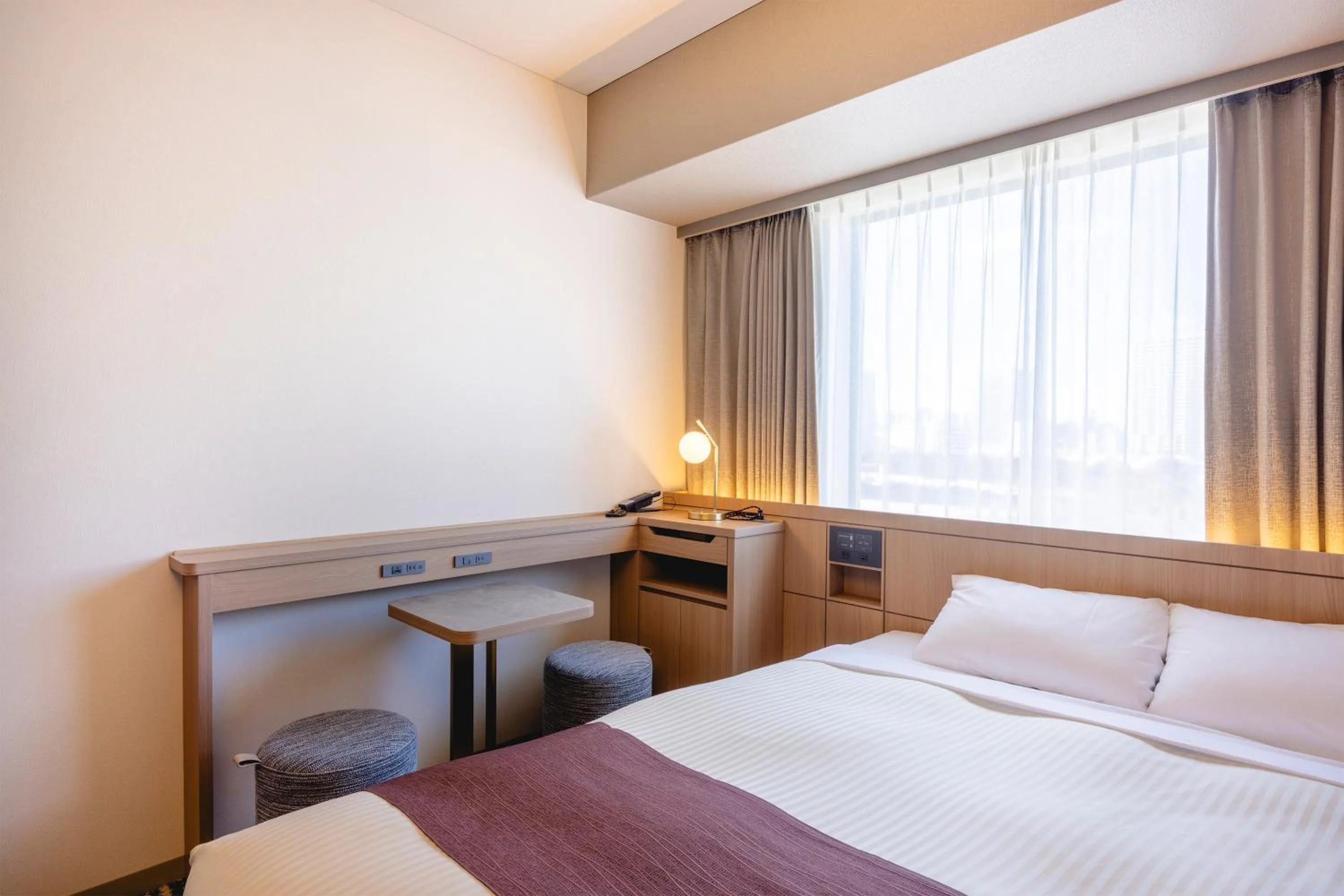 Bed in Tokyo Bay Ariake Washington Hotel