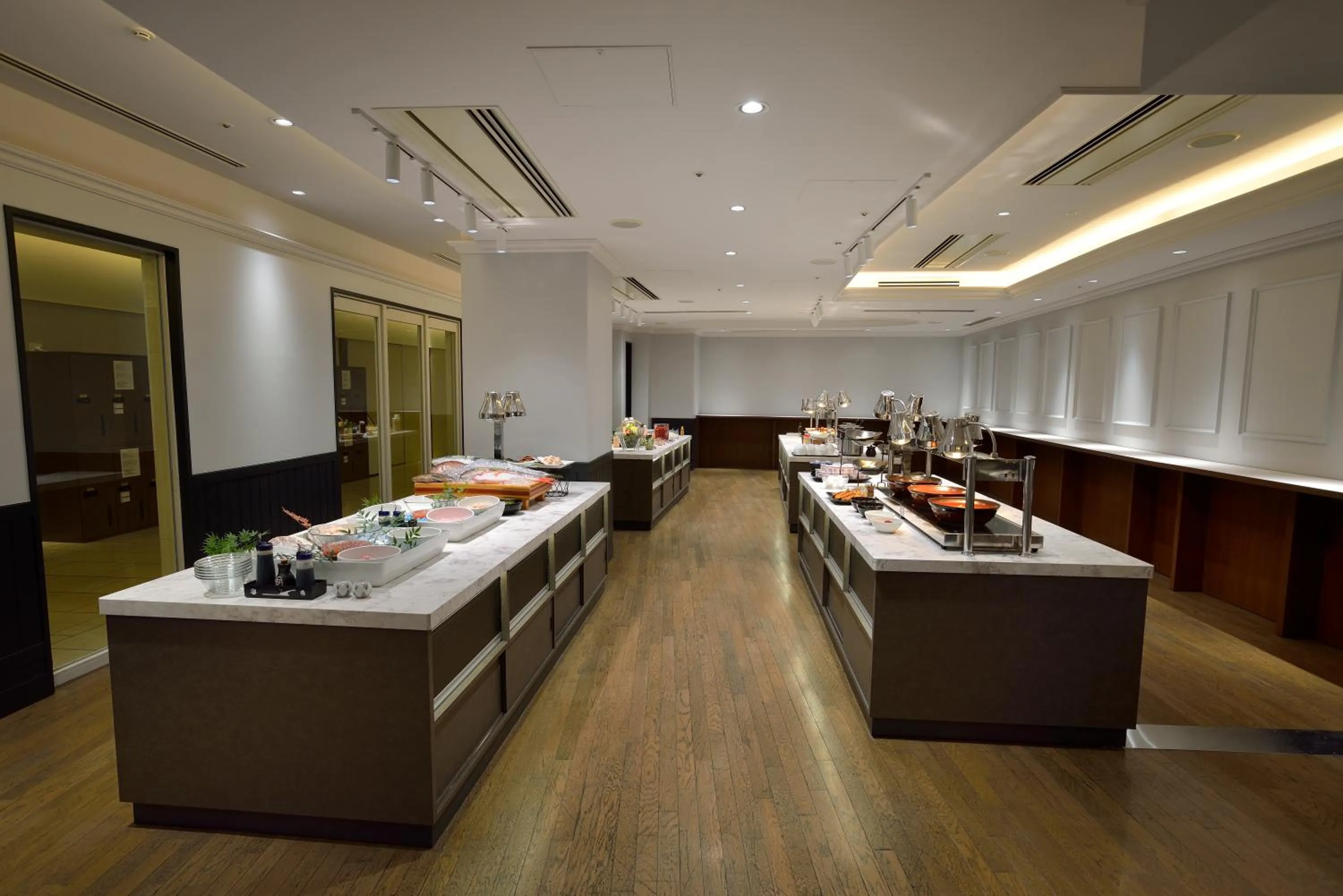 Restaurant/places to eat in Tokyo Bay Ariake Washington Hotel