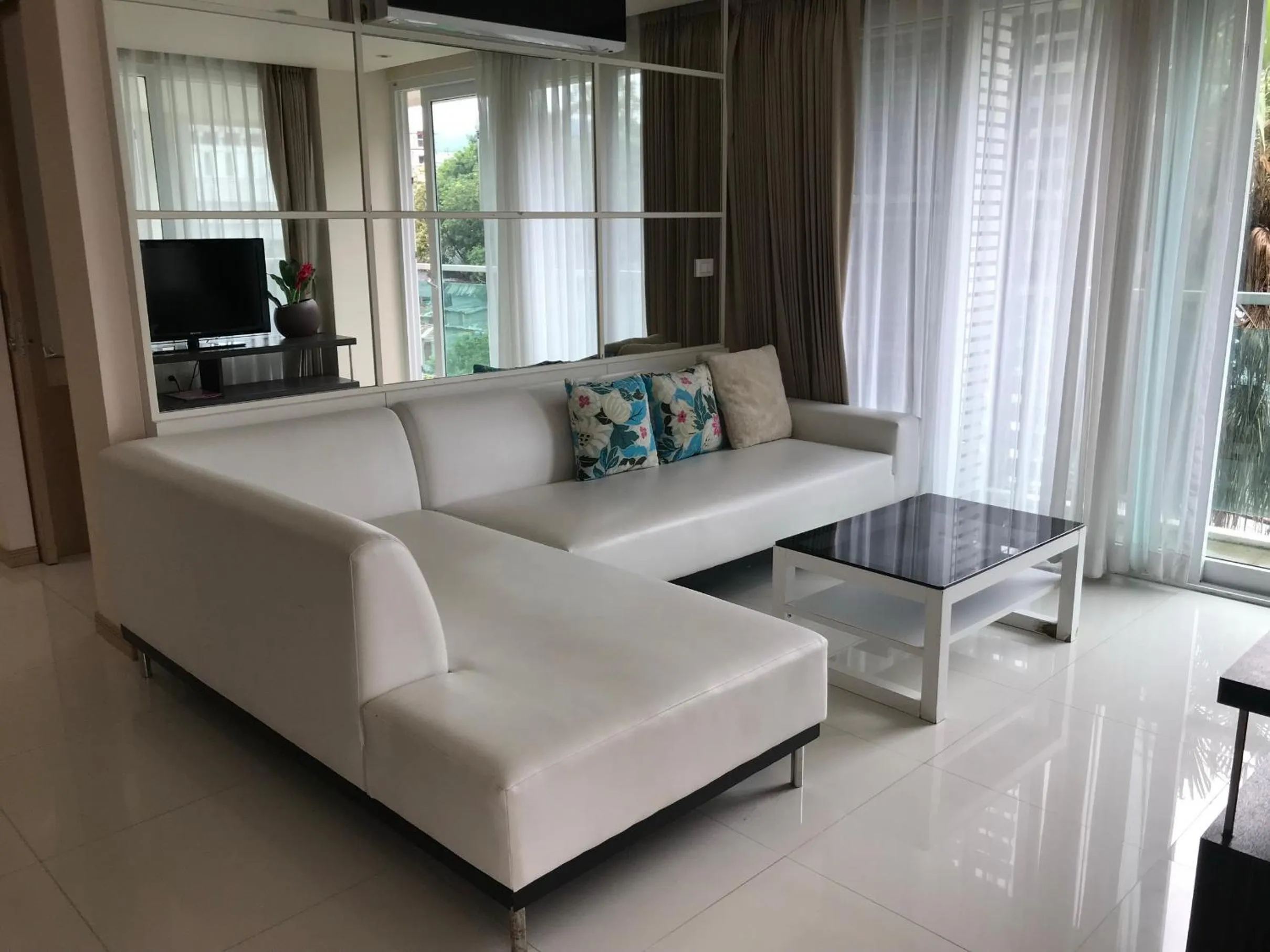 Living room in The Baycliff Residences